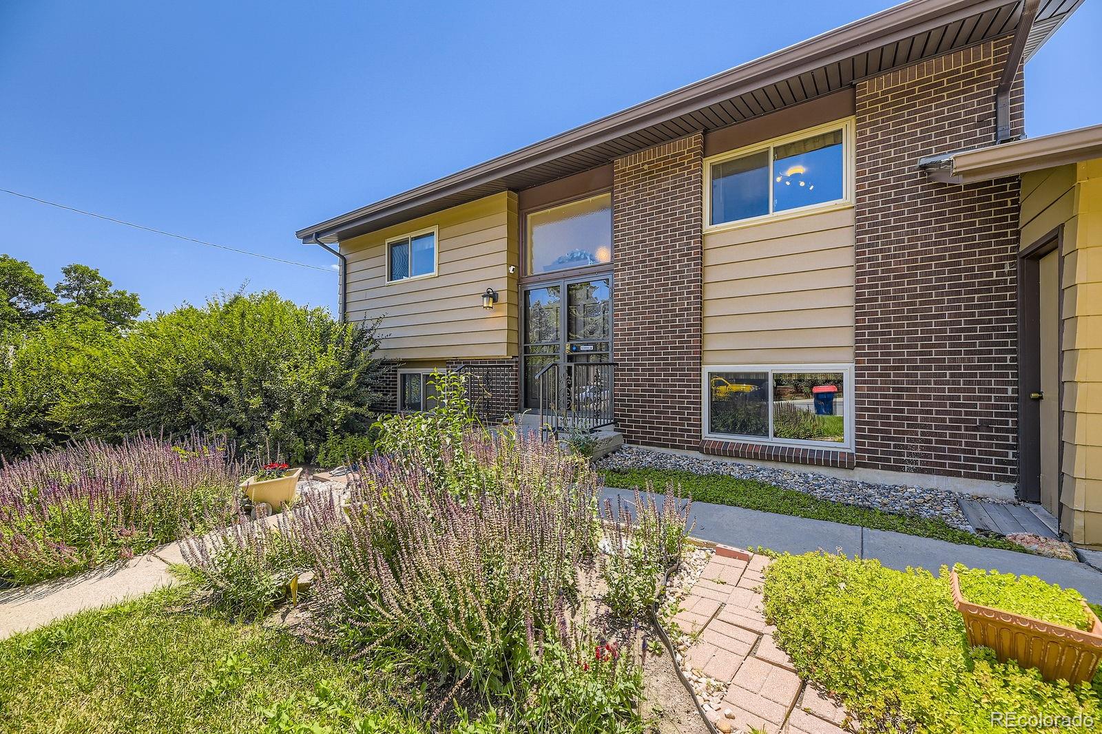 MLS Image #2 for 11462 w tennessee place,lakewood, Colorado
