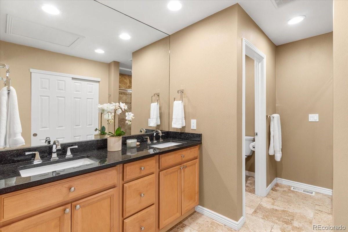 MLS Image #18 for 12674 e bates circle,aurora, Colorado