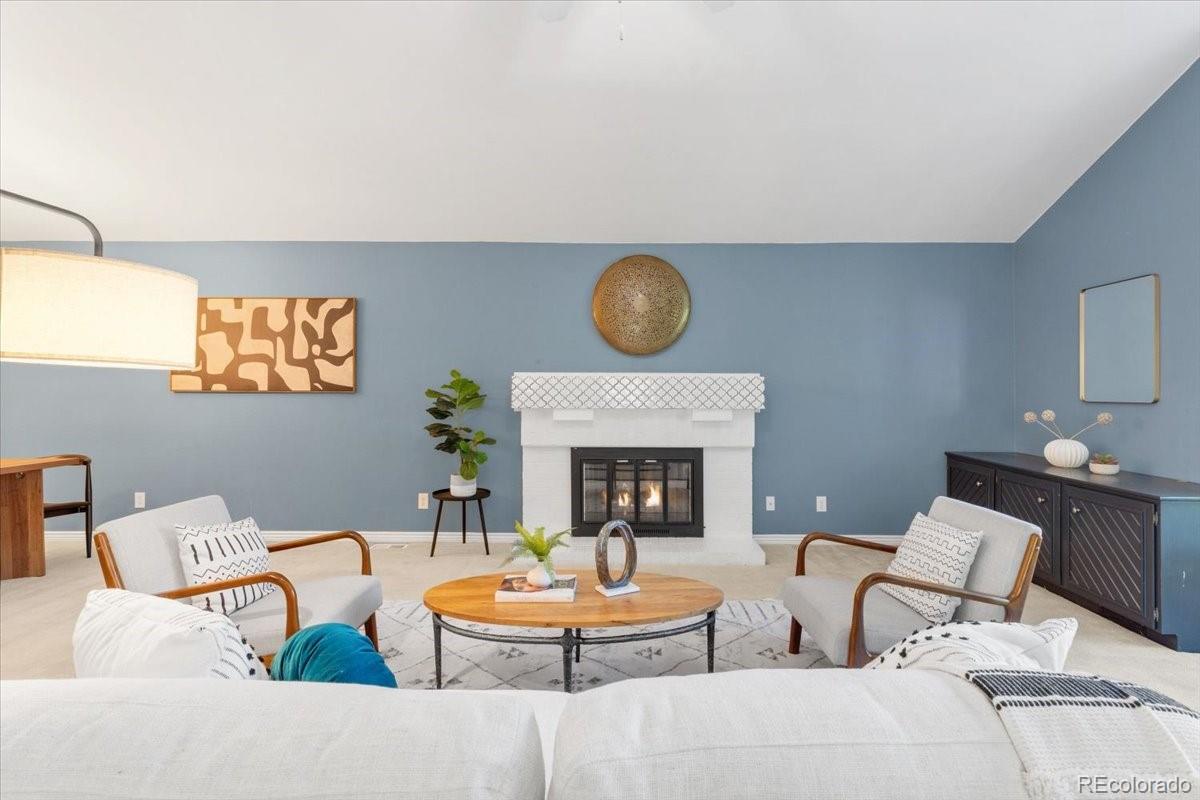 MLS Image #4 for 12674 e bates circle,aurora, Colorado