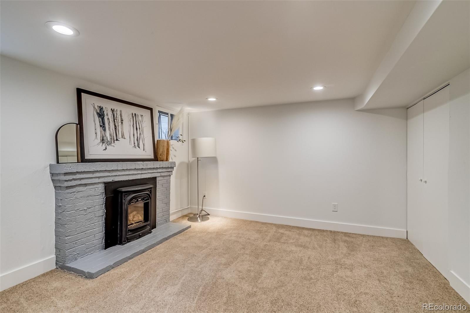 MLS Image #25 for 840 s corona street,denver, Colorado