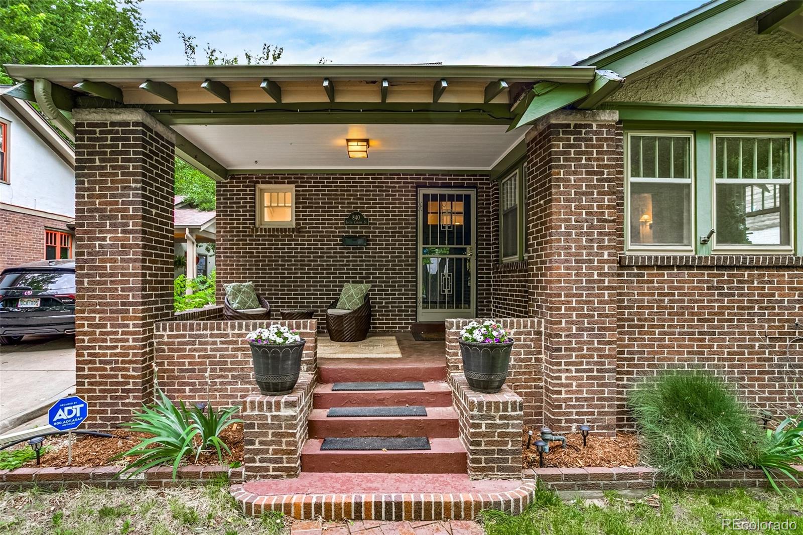 MLS Image #33 for 840 s corona street,denver, Colorado