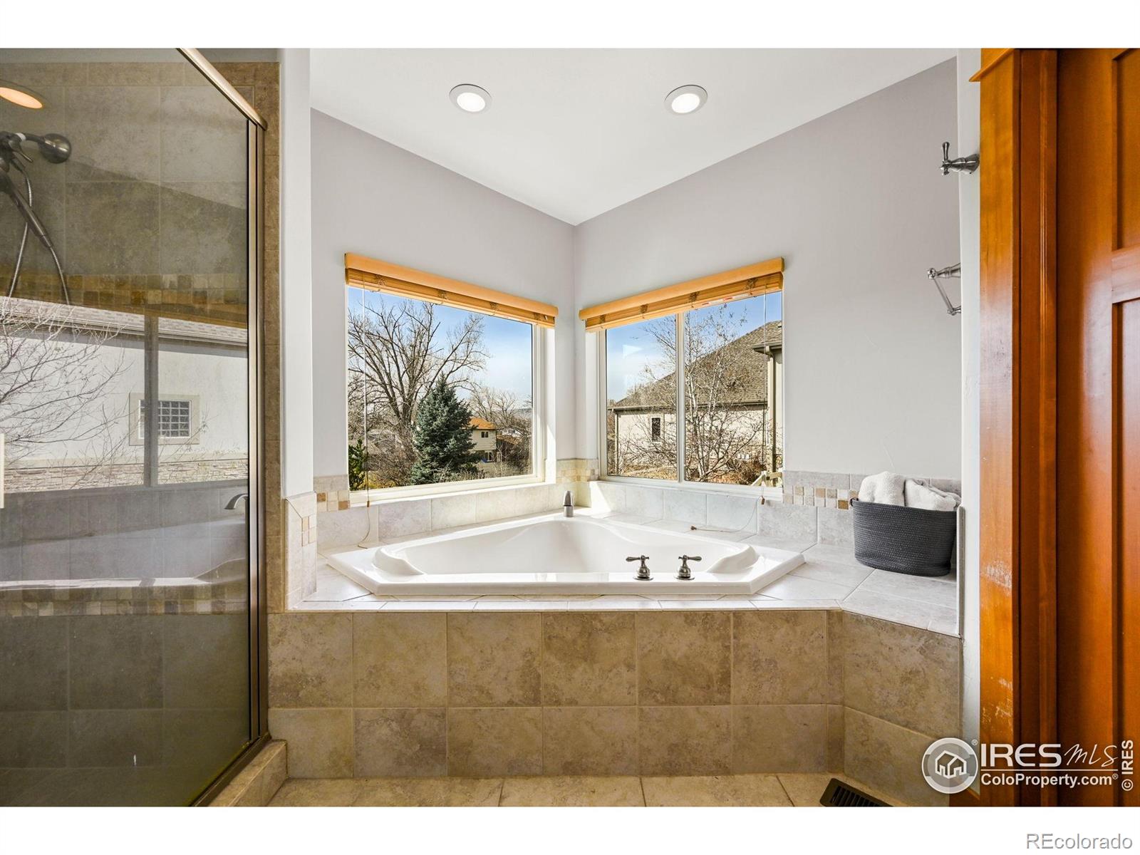 MLS Image #18 for 13866 w 76th place,arvada, Colorado