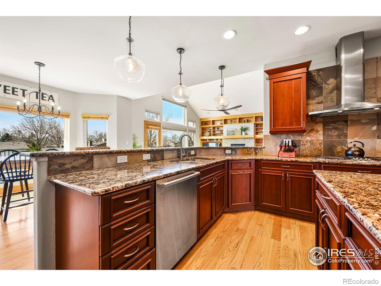 MLS Image #9 for 13866 w 76th place,arvada, Colorado