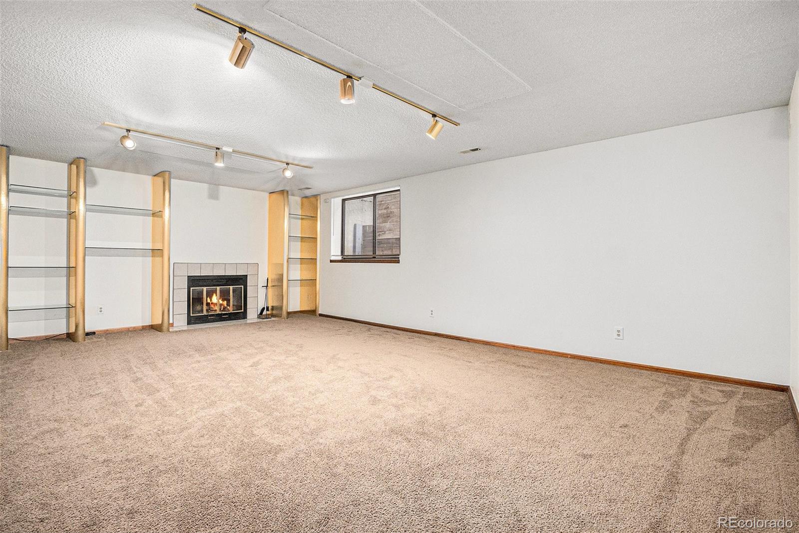 MLS Image #2 for 11196 e baltic drive,aurora, Colorado