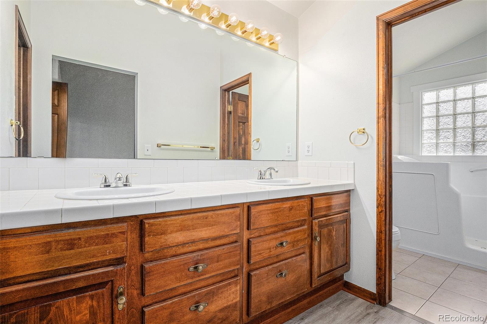 MLS Image #7 for 11196 e baltic drive,aurora, Colorado