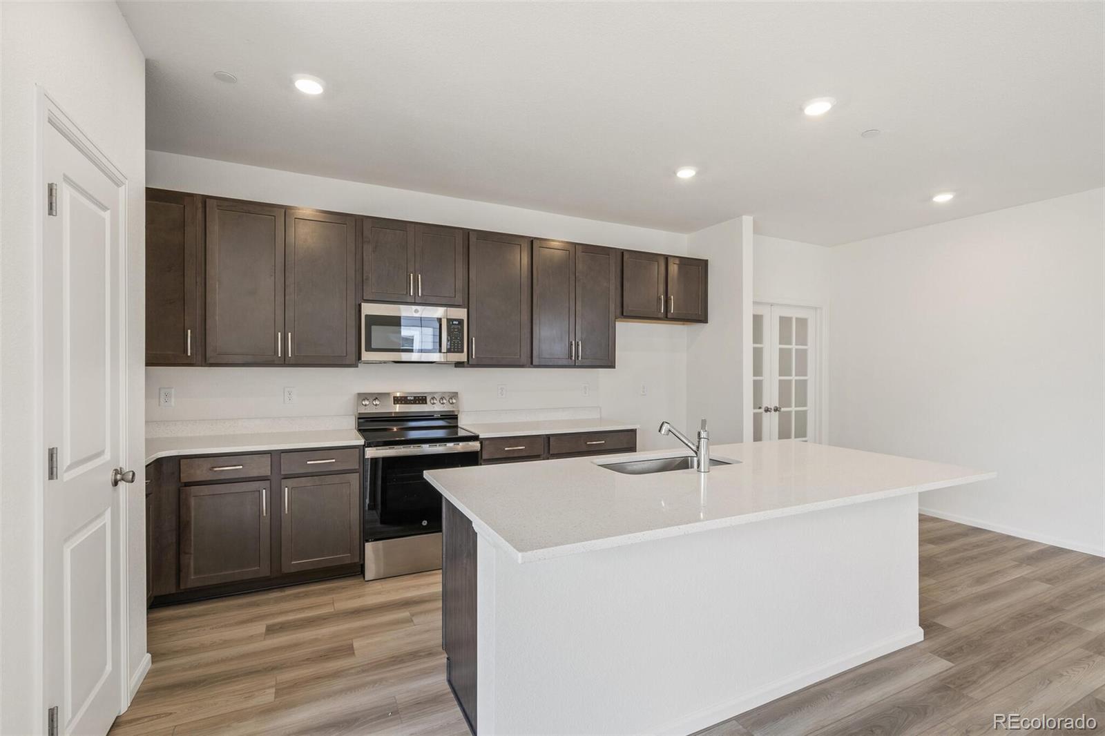 MLS Image #10 for 9313  biscay street,commerce city, Colorado