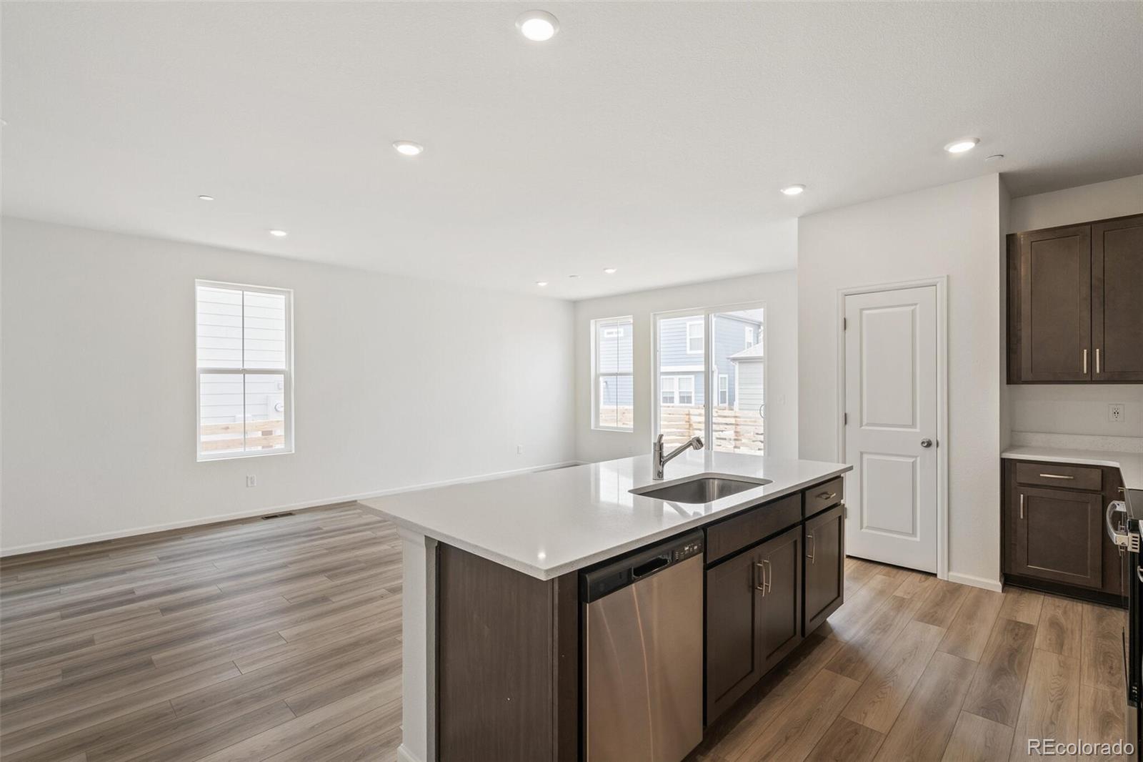 MLS Image #14 for 9313  biscay street,commerce city, Colorado