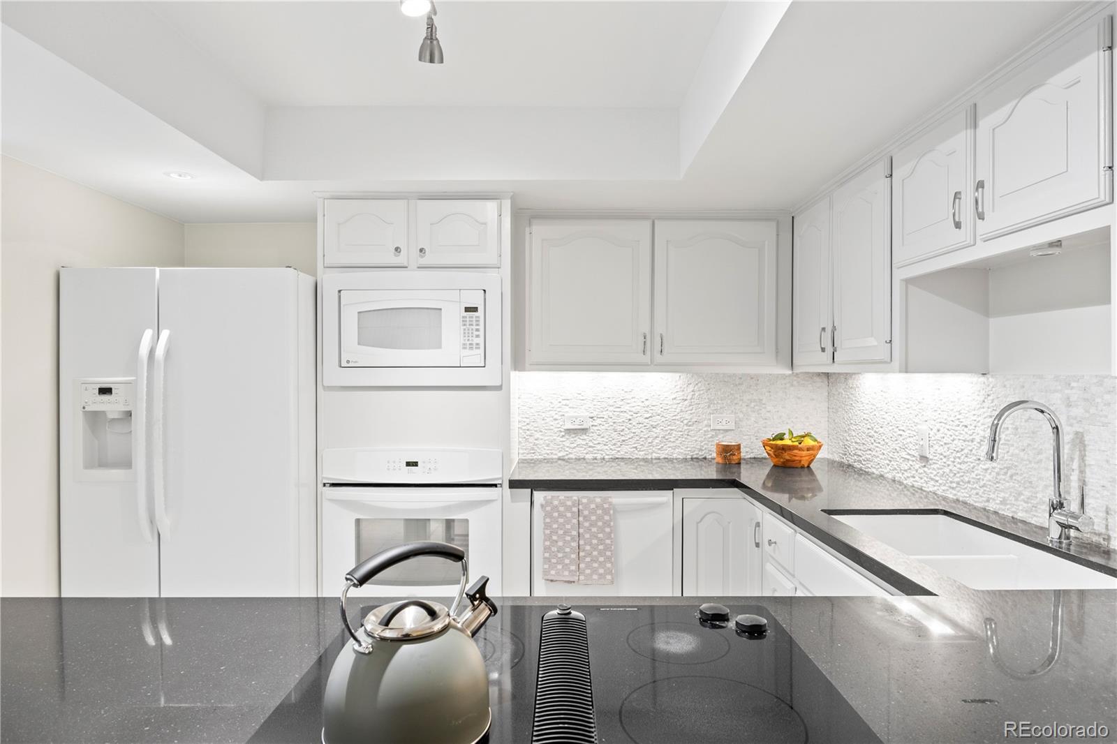 MLS Image #17 for 4605 s s yosemite street,denver, Colorado
