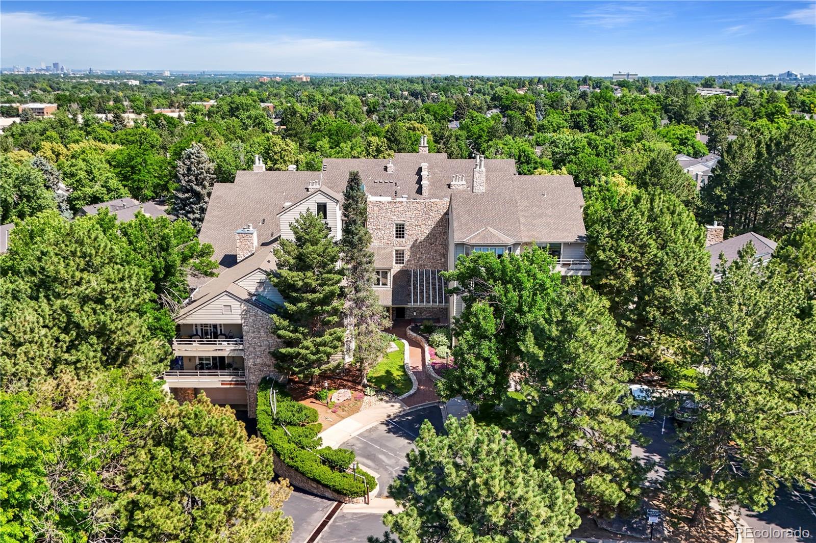 MLS Image #3 for 4605 s s yosemite street,denver, Colorado