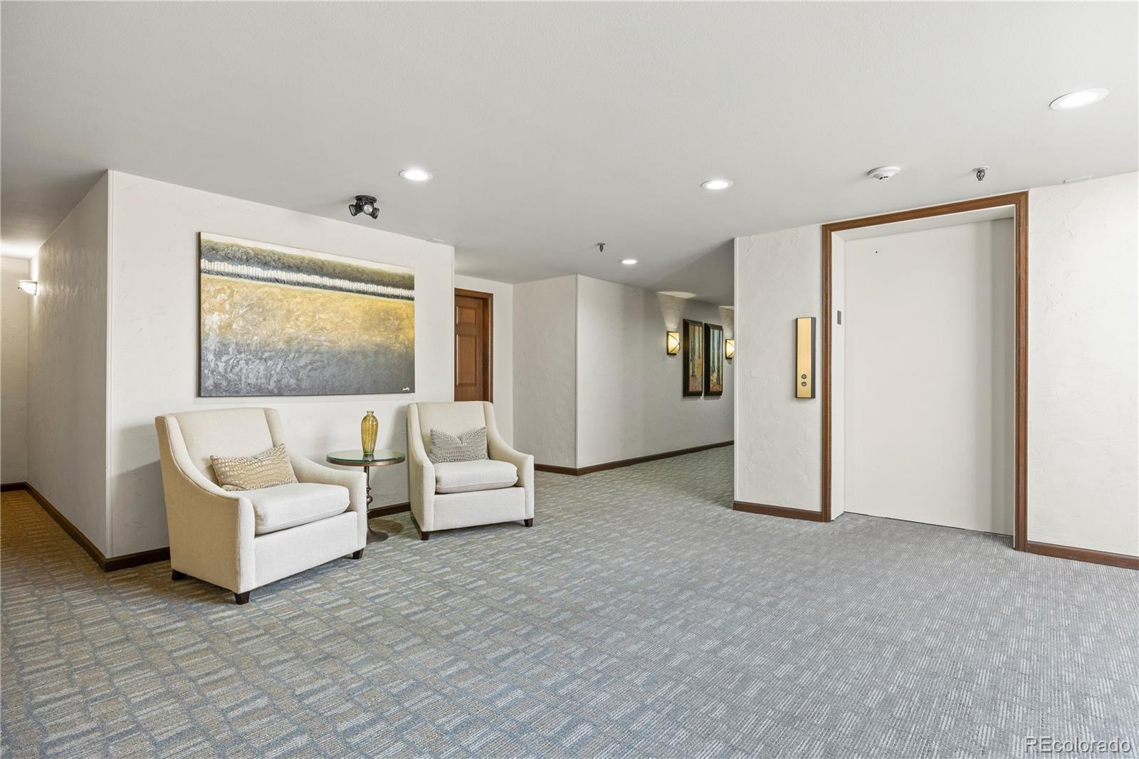 MLS Image #6 for 4605 s s yosemite street,denver, Colorado