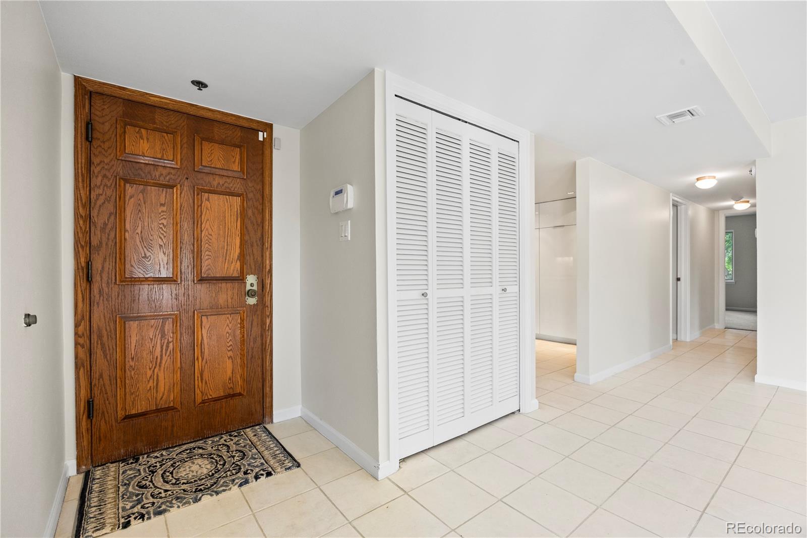 MLS Image #7 for 4605 s s yosemite street,denver, Colorado