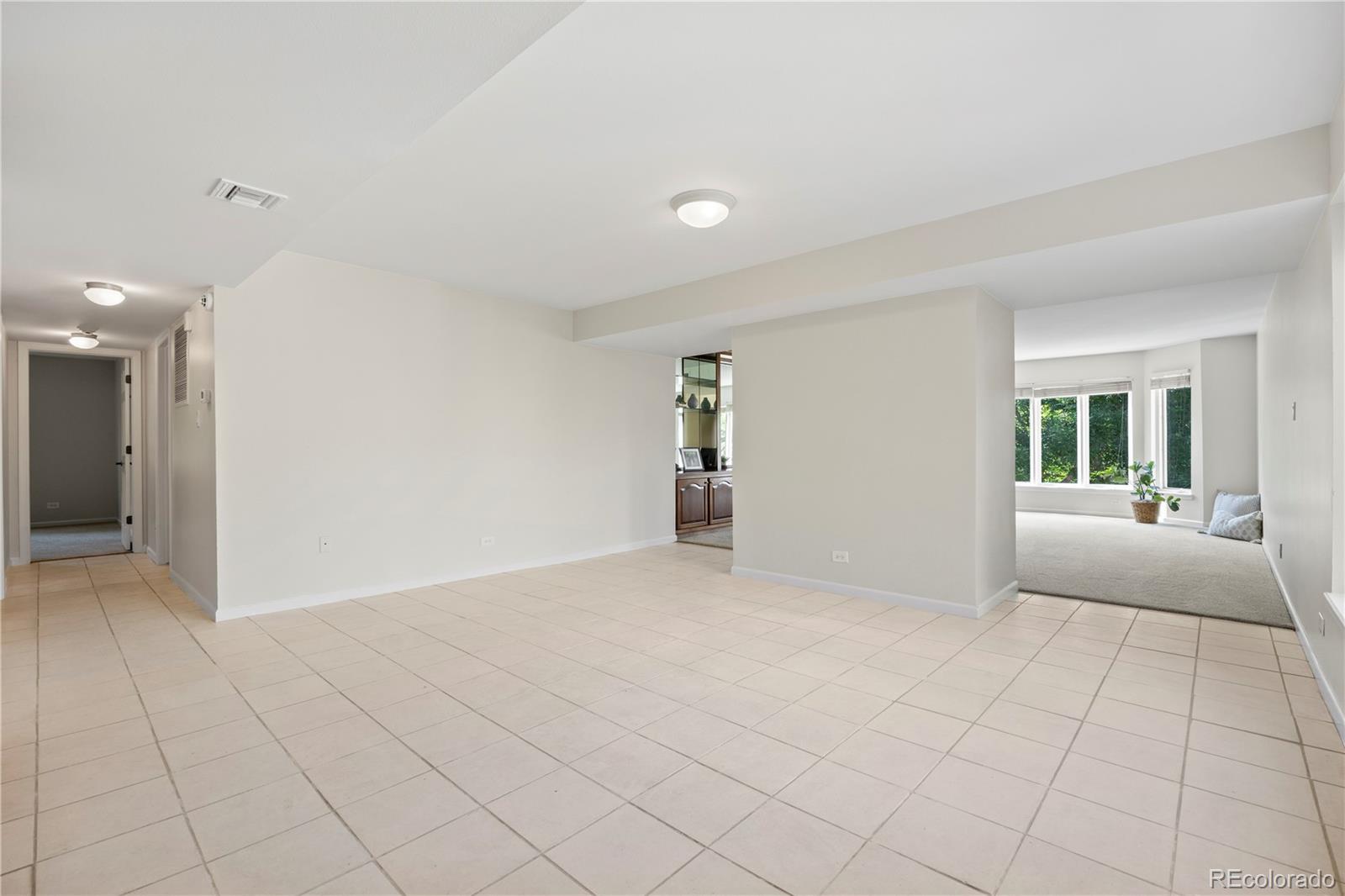 MLS Image #8 for 4605 s s yosemite street,denver, Colorado