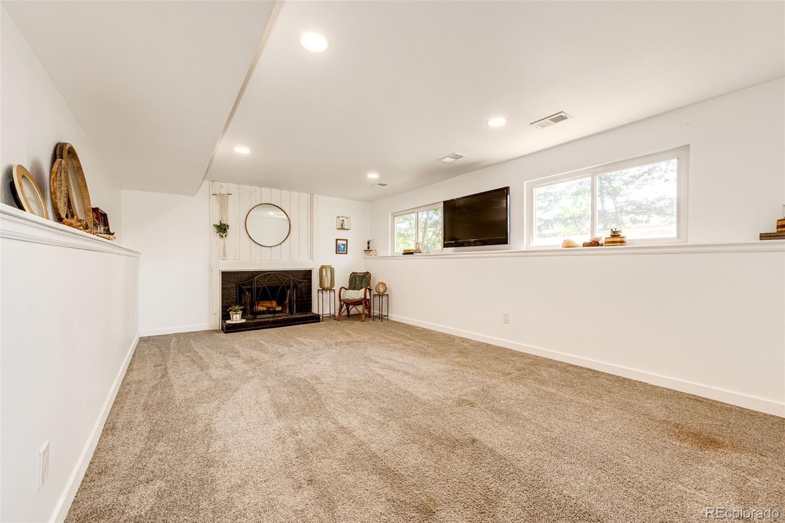 MLS Image #11 for 978 s salida street,aurora, Colorado