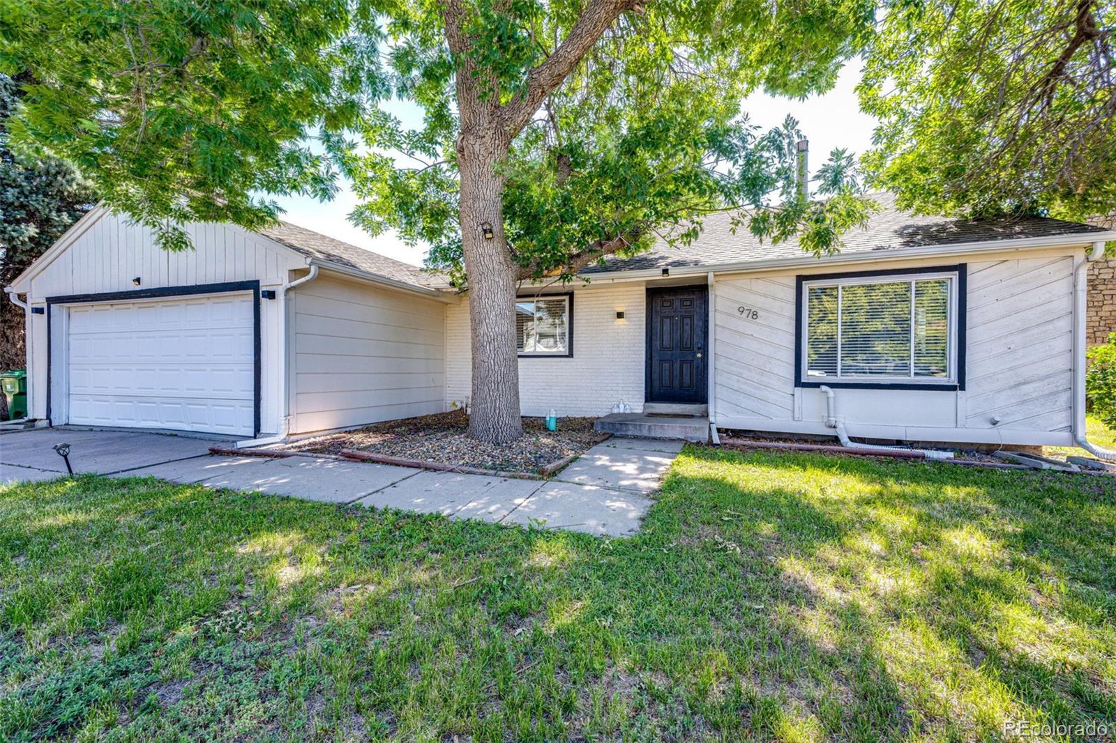 MLS Image #2 for 978 s salida street,aurora, Colorado