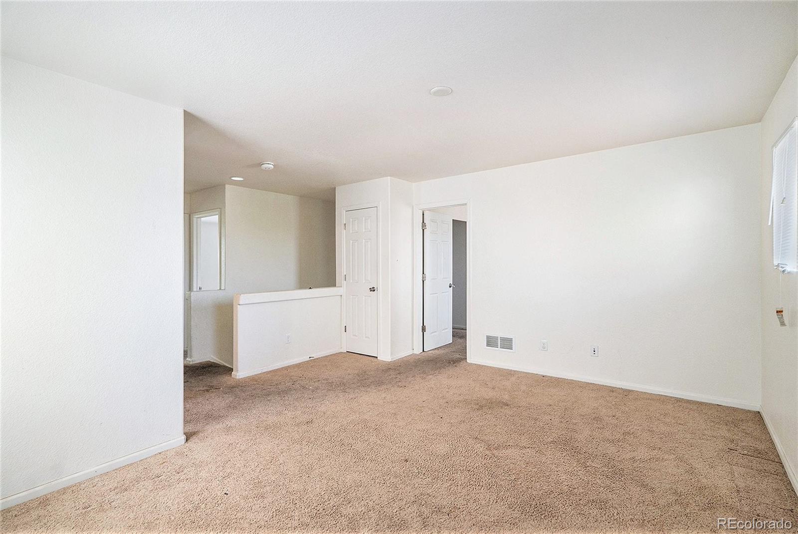 MLS Image #15 for 20108  randolph place,denver, Colorado