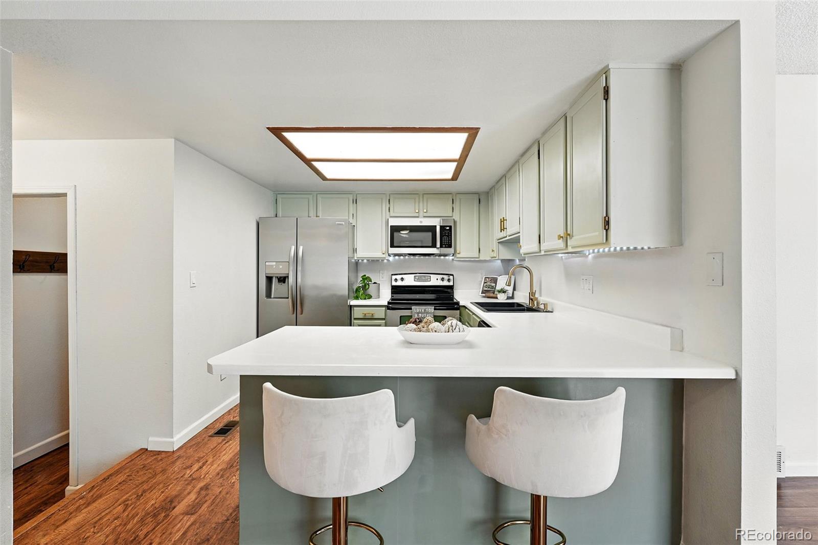MLS Image #12 for 8422  everett way,arvada, Colorado