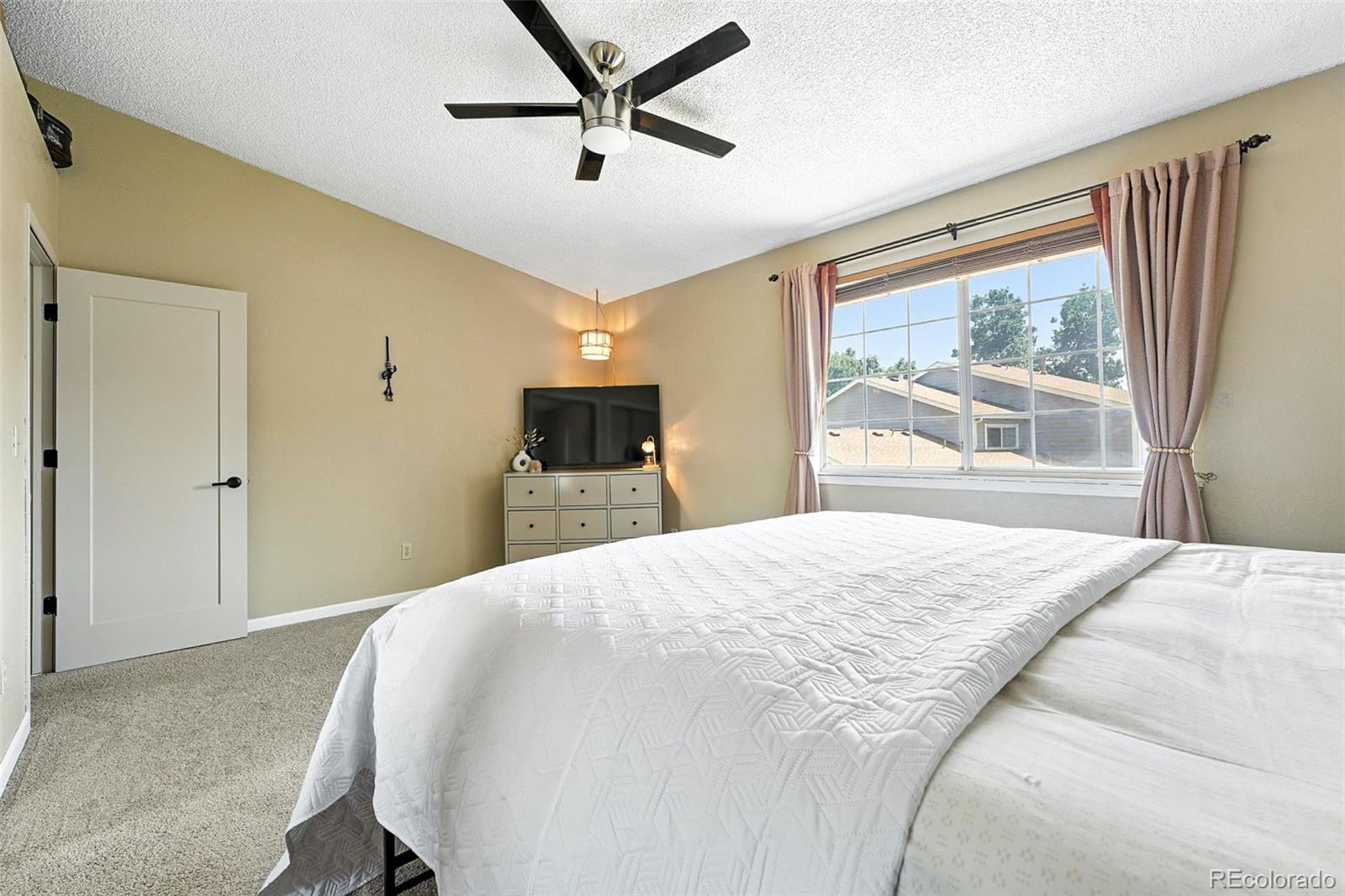 MLS Image #25 for 8422  everett way,arvada, Colorado