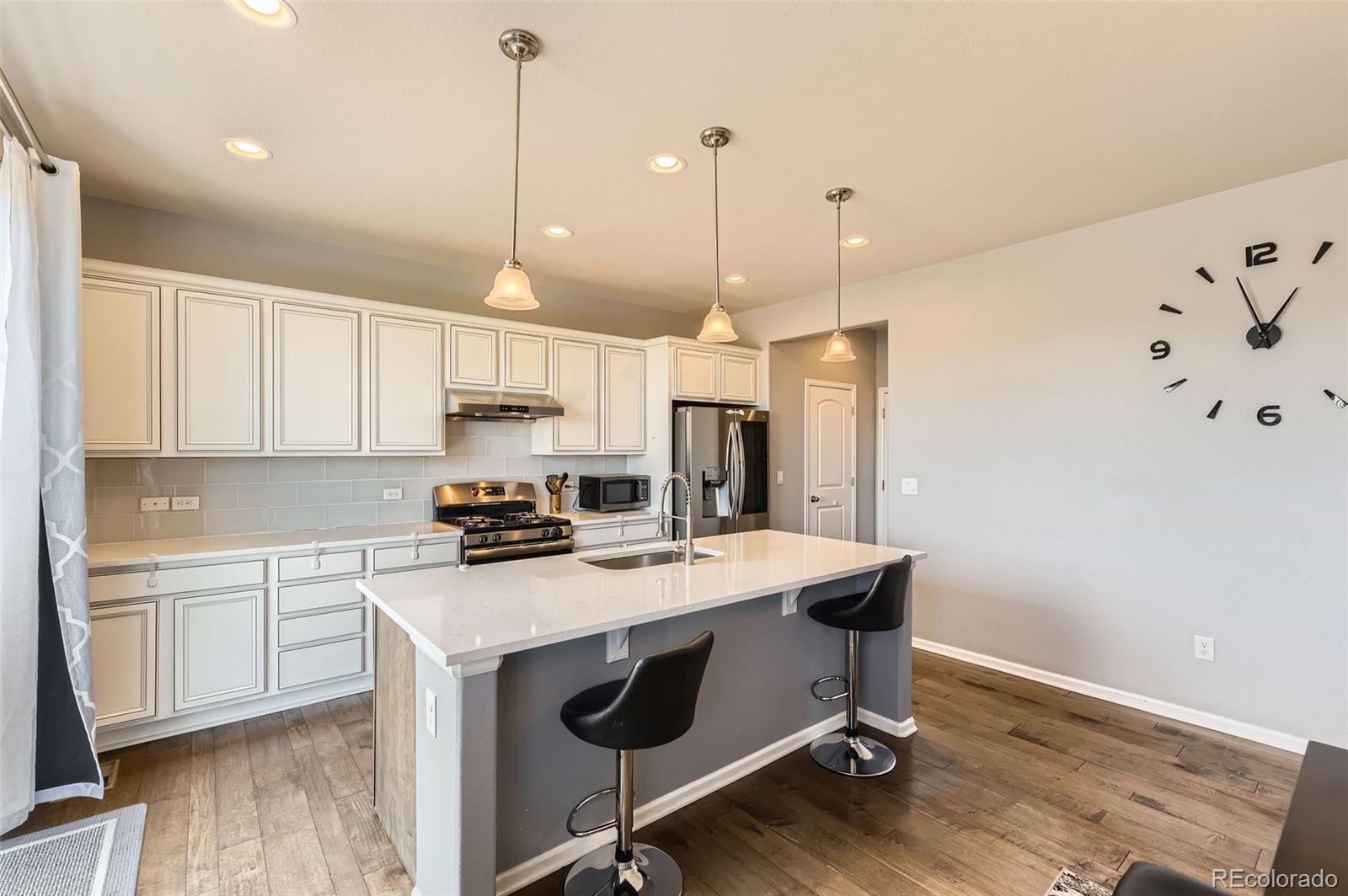 MLS Image #4 for 7360 s old hammer way,aurora, Colorado