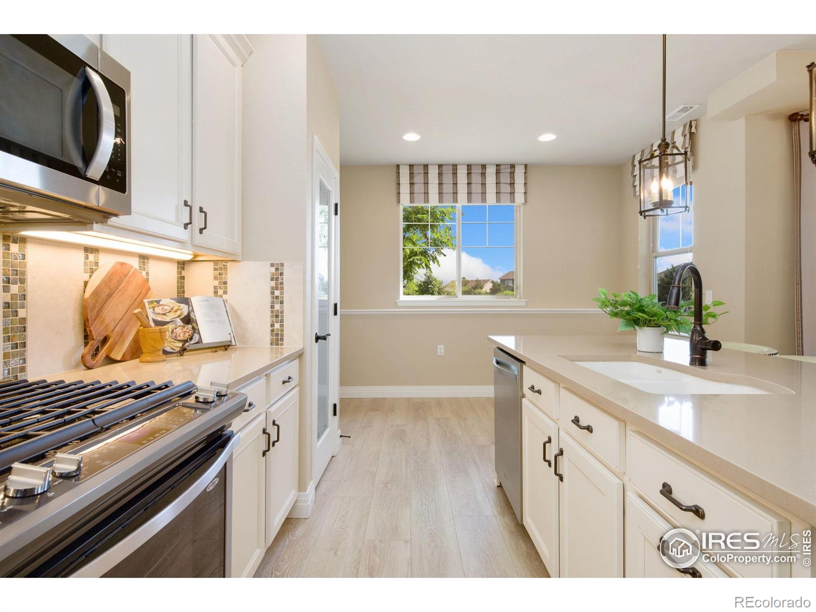 MLS Image #12 for 2599  trio falls drive,loveland, Colorado