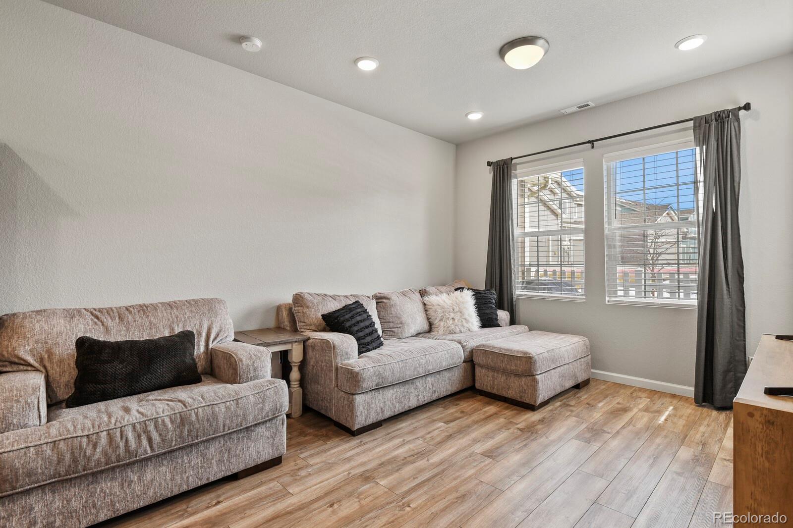 MLS Image #4 for 8765  laurel mountain view,colorado springs, Colorado