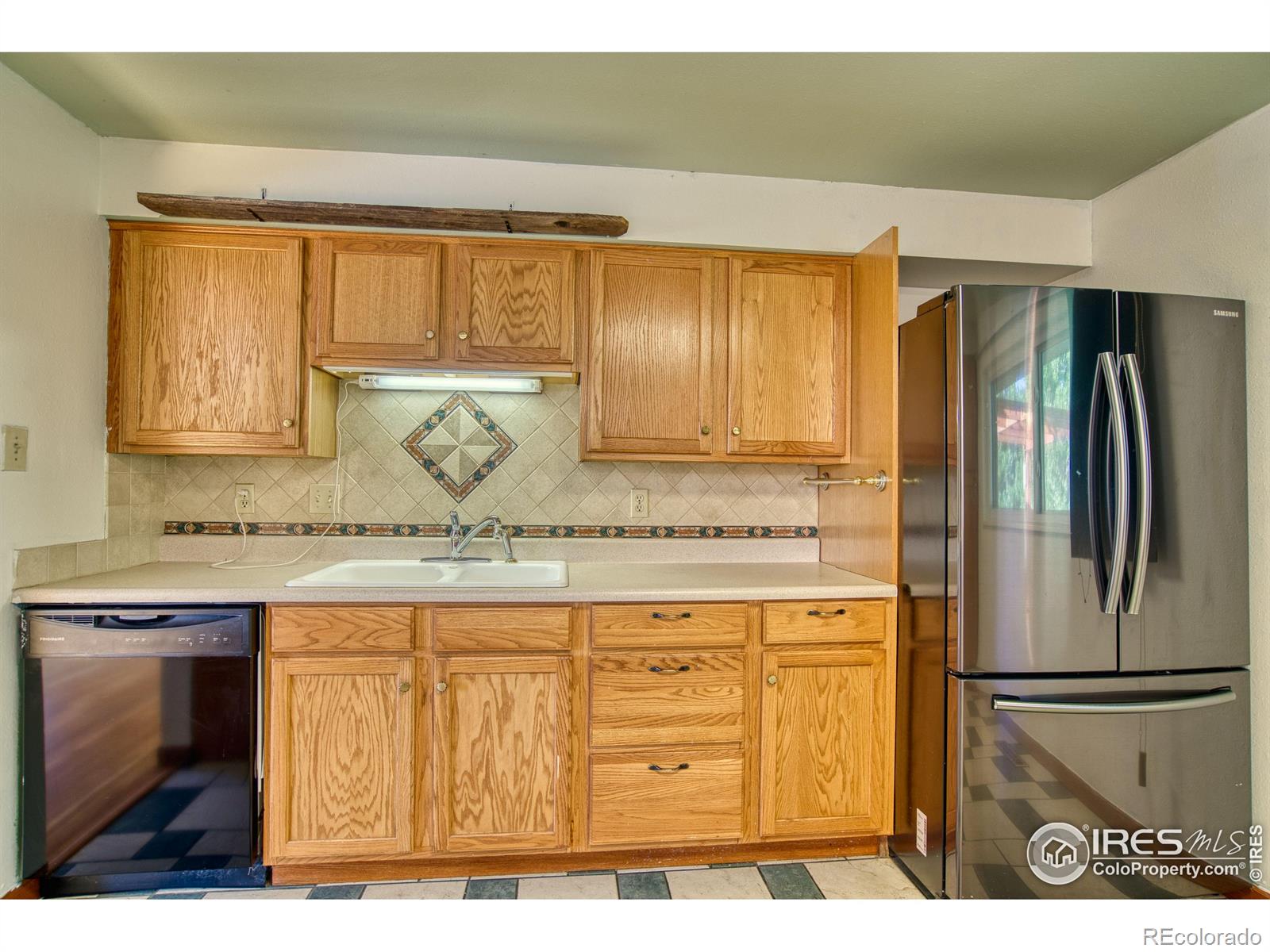 MLS Image #8 for 1209 s terry street,longmont, Colorado