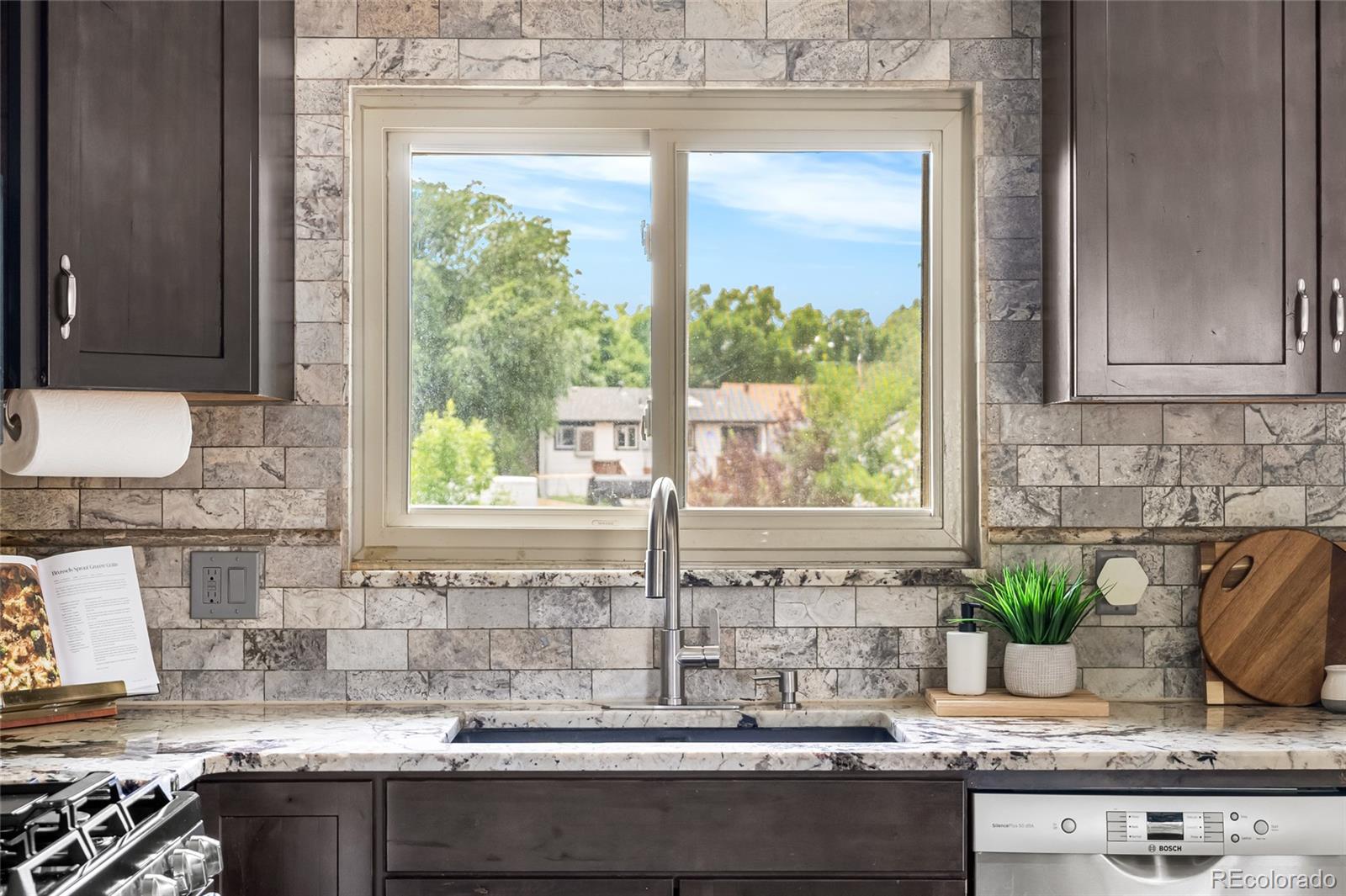 MLS Image #15 for 6254 w 79th avenue,arvada, Colorado