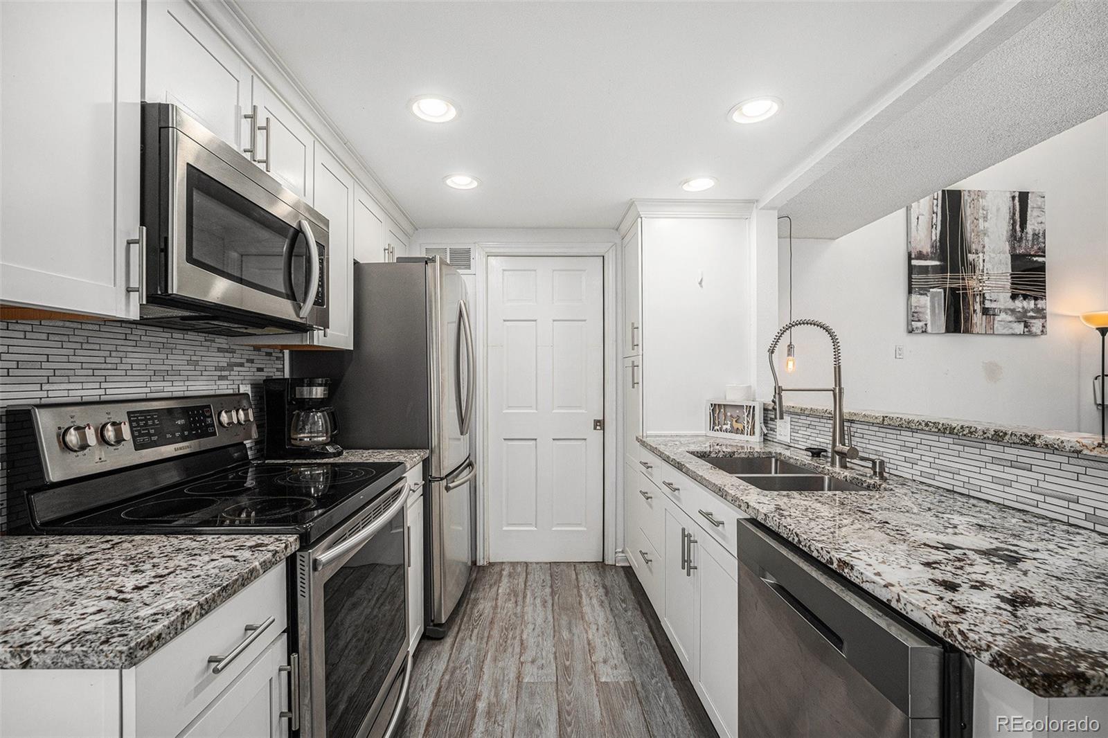 MLS Image #6 for 2005 s helena street g,aurora, Colorado