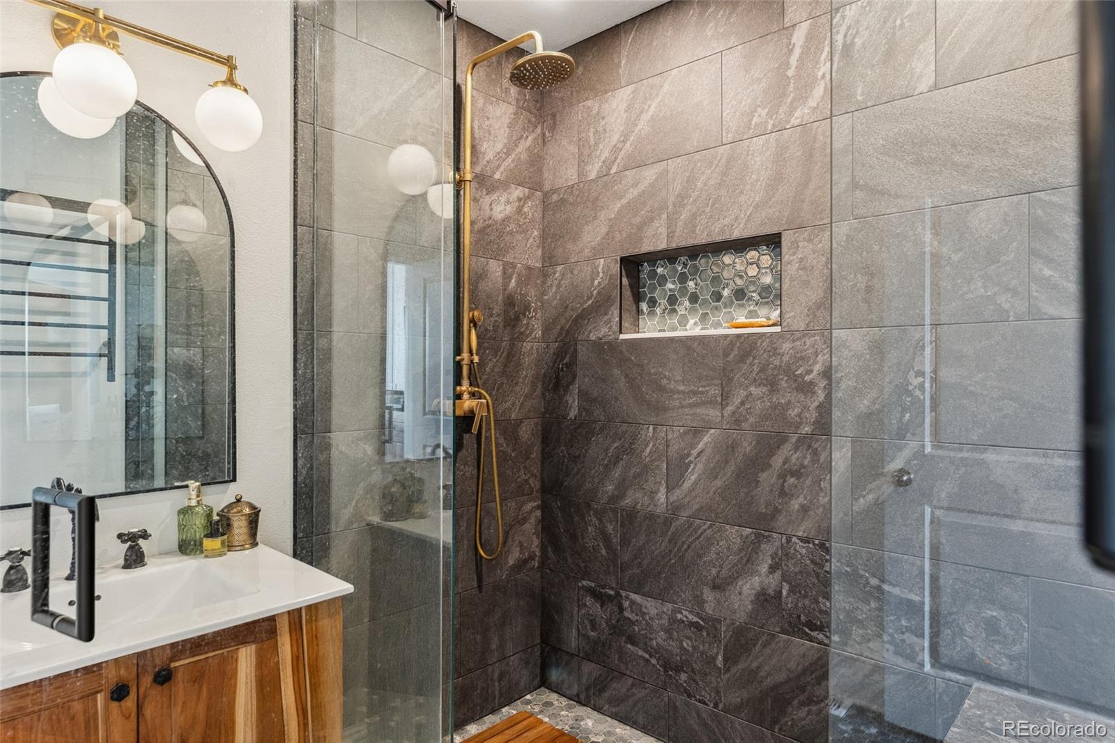 MLS Image #11 for 3059 n humboldt street,denver, Colorado