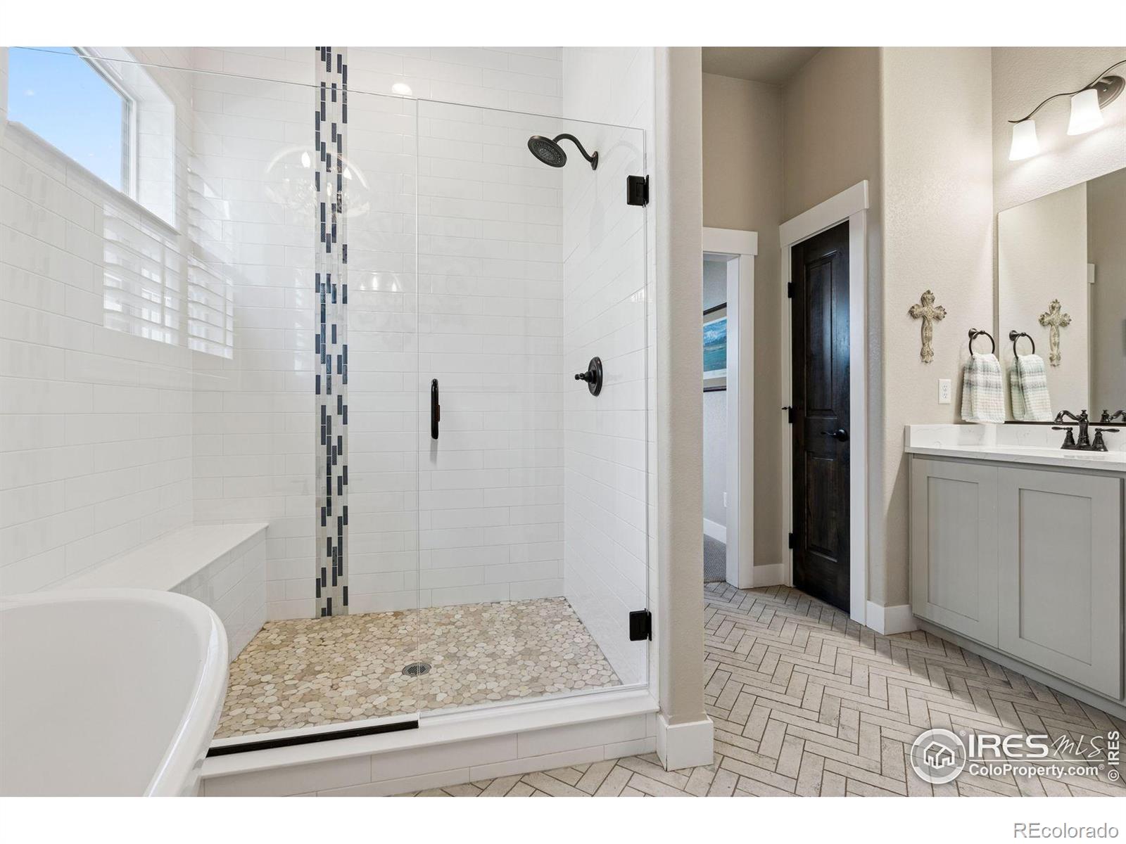 MLS Image #22 for 2932  heron lakes parkway,berthoud, Colorado