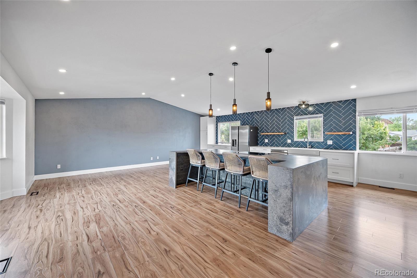 MLS Image #2 for 7102  oxmoor lane,colorado springs, Colorado