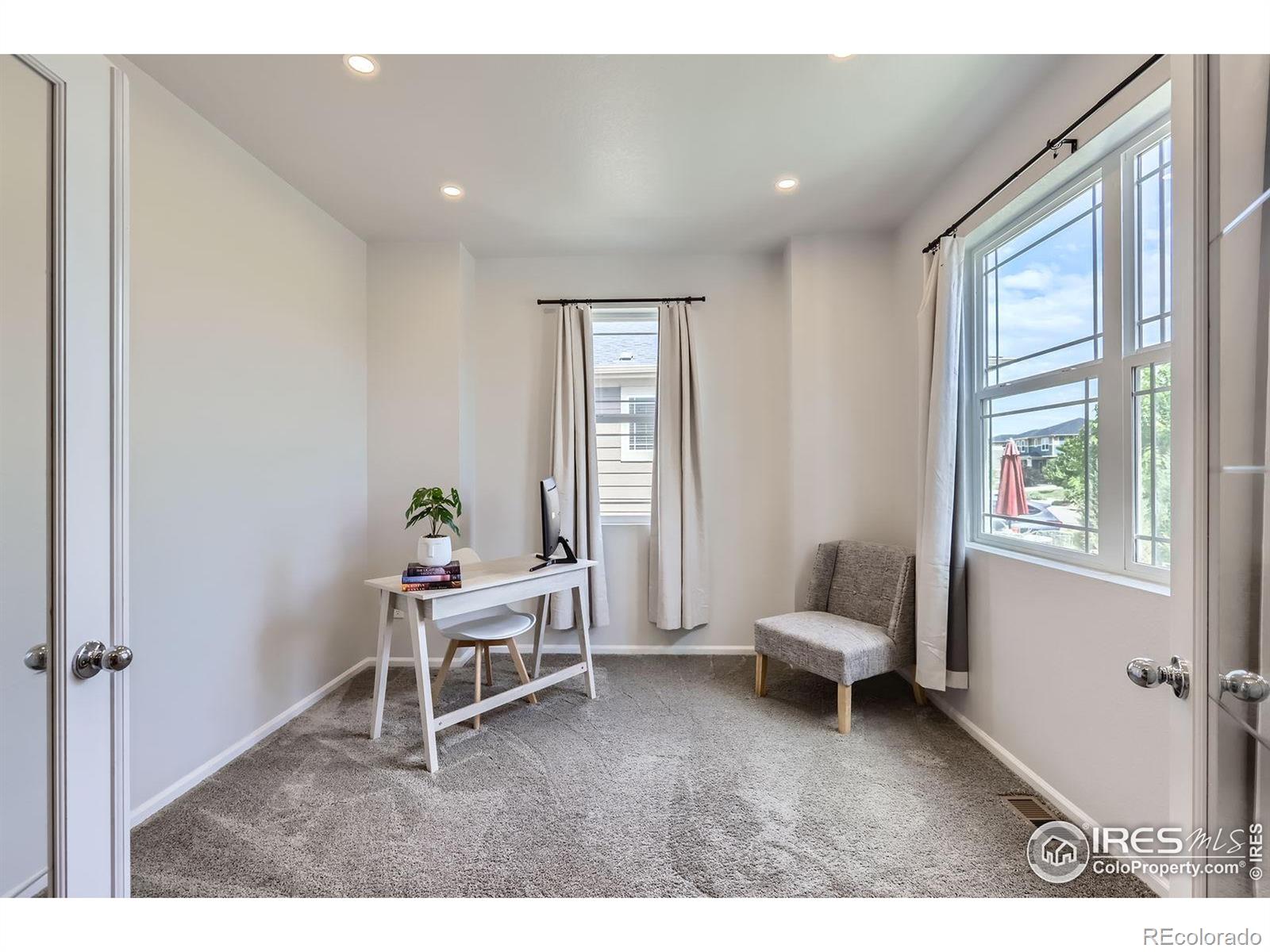 MLS Image #19 for 71  sugar beet circle,longmont, Colorado