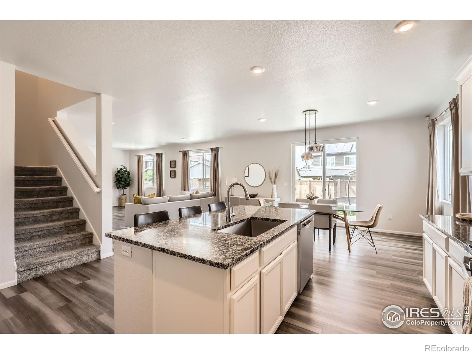 MLS Image #7 for 71  sugar beet circle,longmont, Colorado