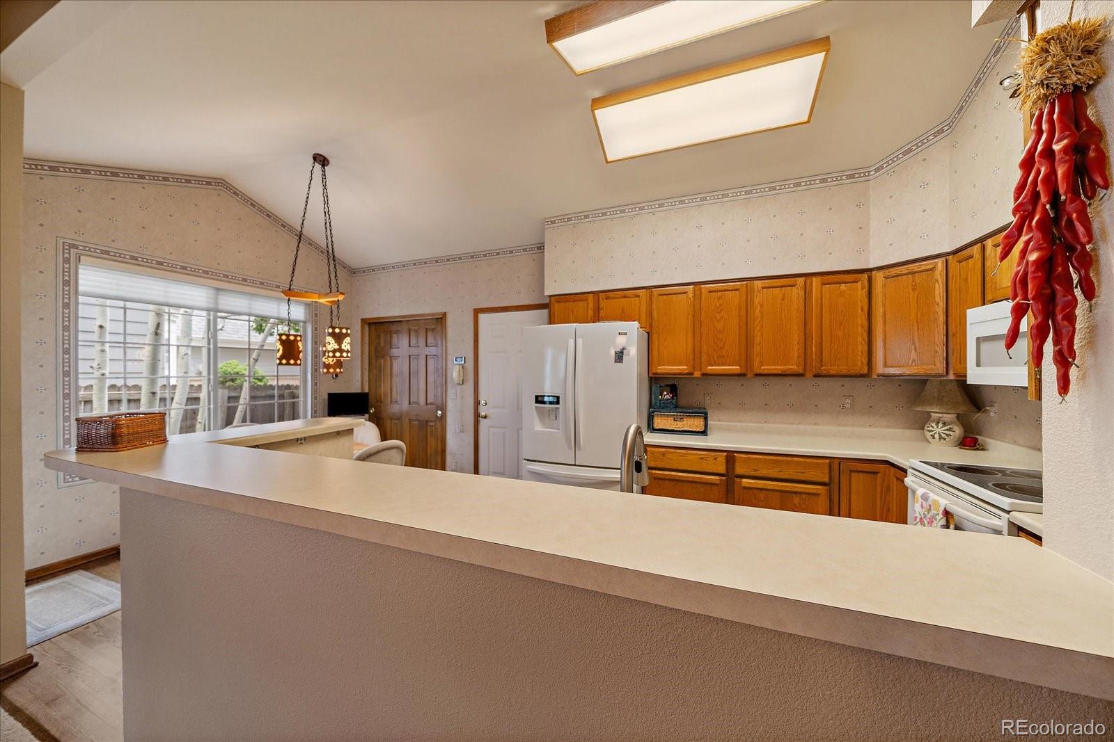 MLS Image #7 for 2210 s joliet way,aurora, Colorado