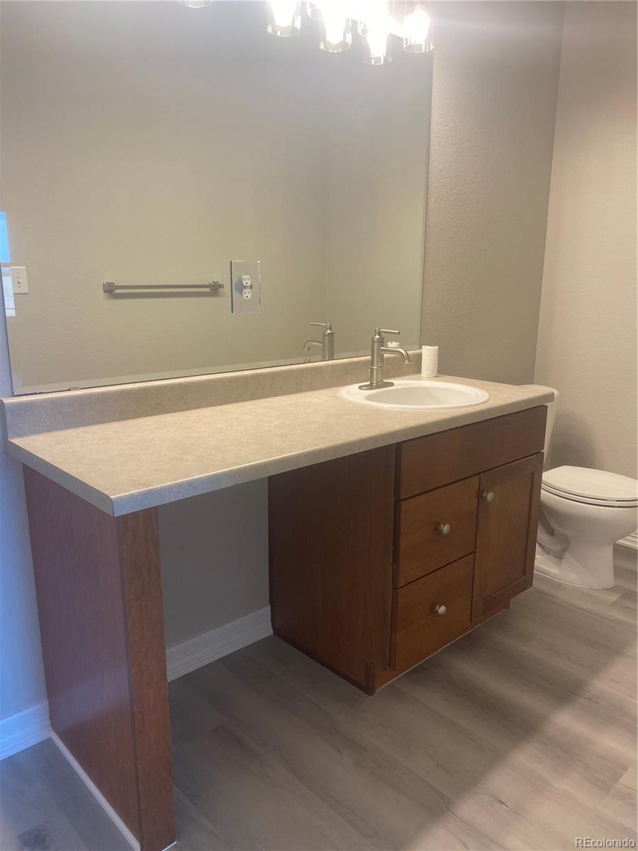 MLS Image #11 for 9768  mayfair street,englewood, Colorado