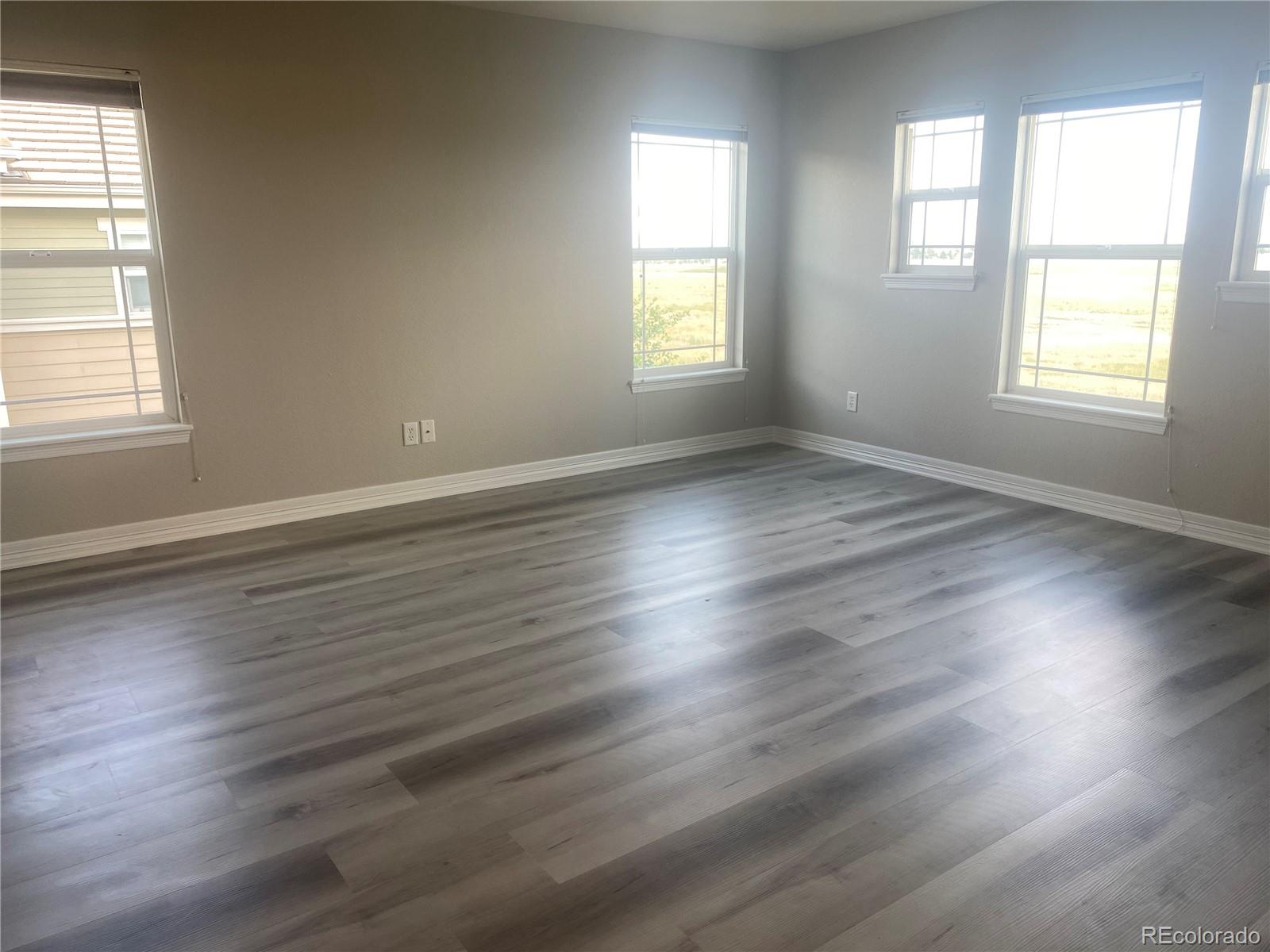 MLS Image #14 for 9768  mayfair street,englewood, Colorado
