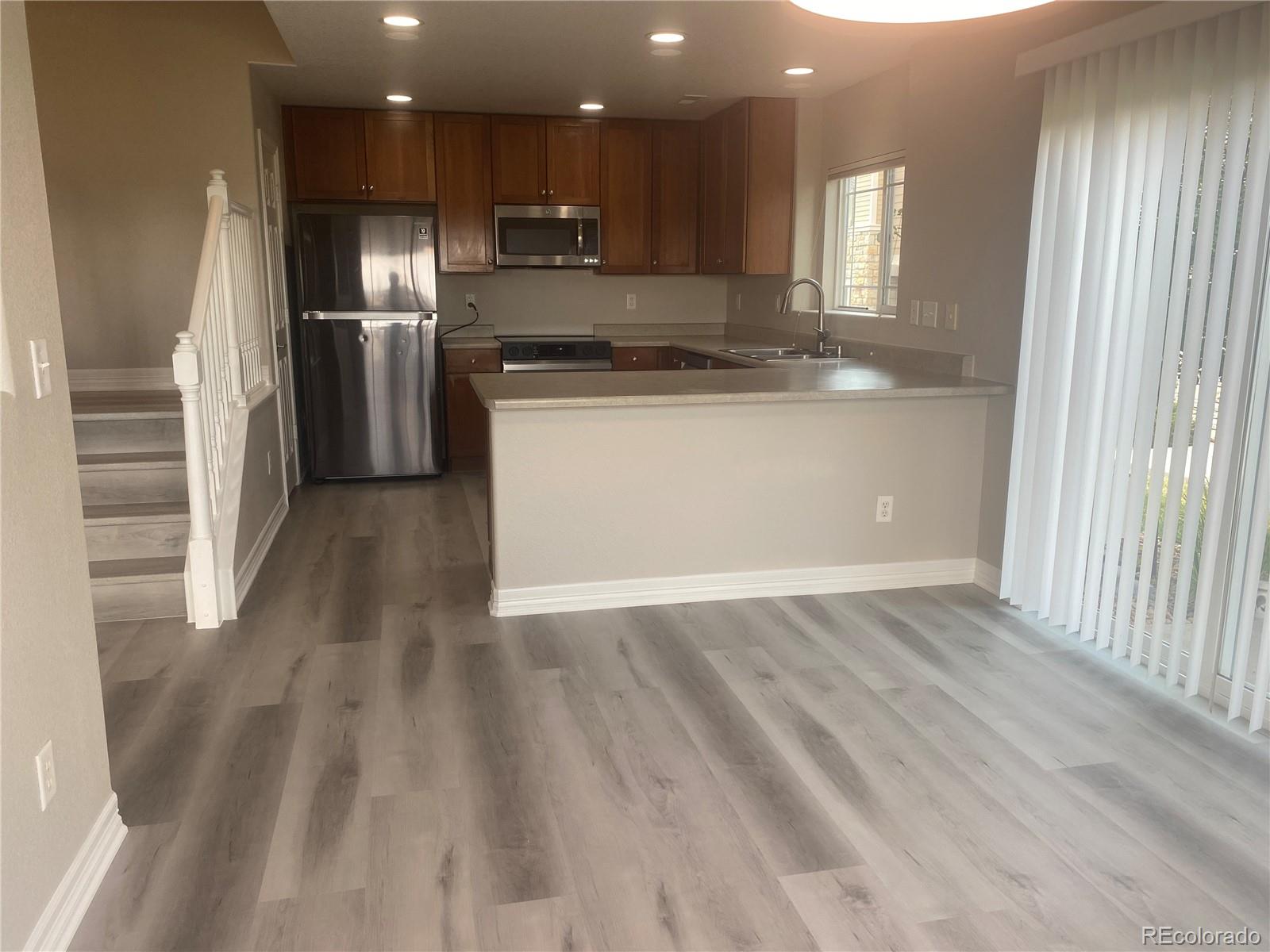 MLS Image #6 for 9768  mayfair street,englewood, Colorado