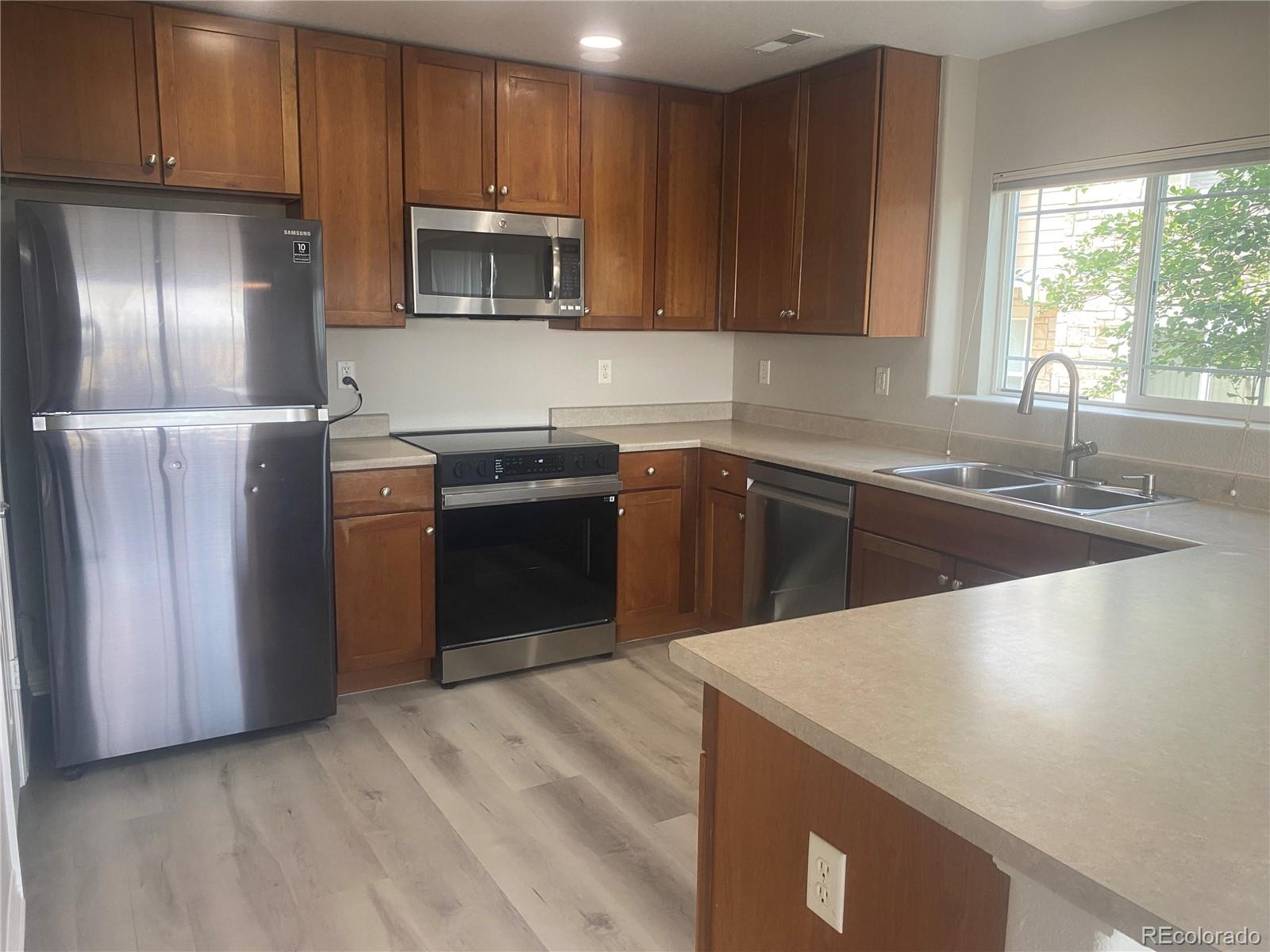 MLS Image #7 for 9768  mayfair street,englewood, Colorado