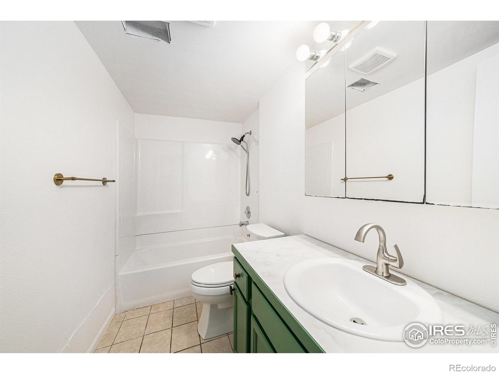 MLS Image #18 for 4000  meadows avenue,evans, Colorado