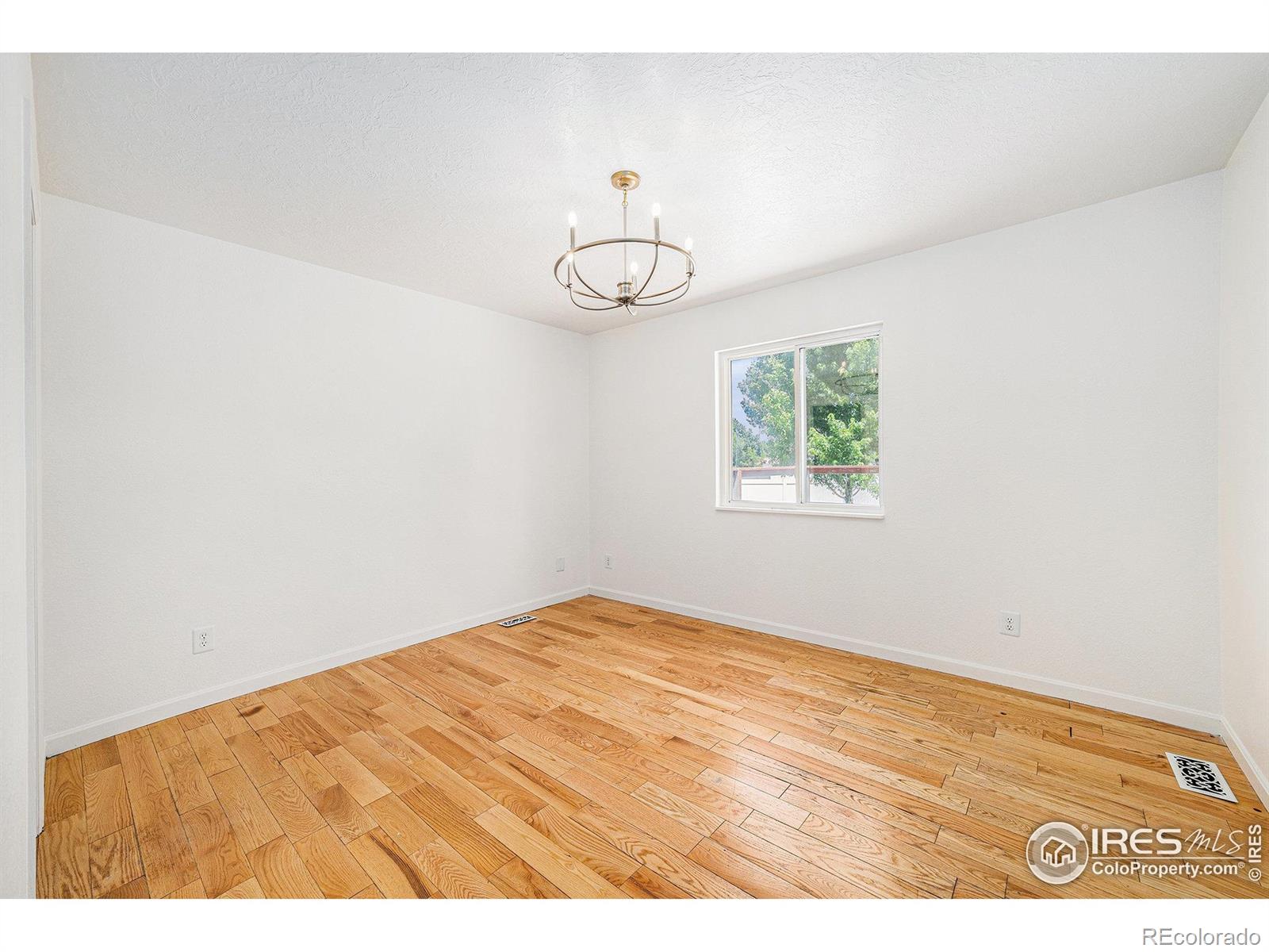 MLS Image #7 for 4000  meadows avenue,evans, Colorado