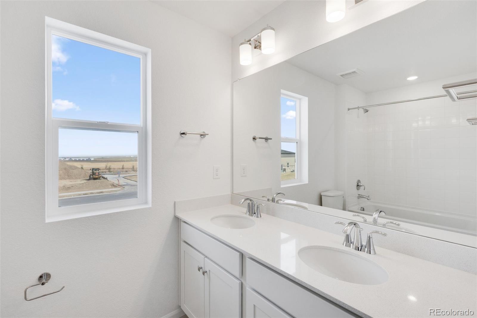 MLS Image #11 for 5479 n elk street,aurora, Colorado