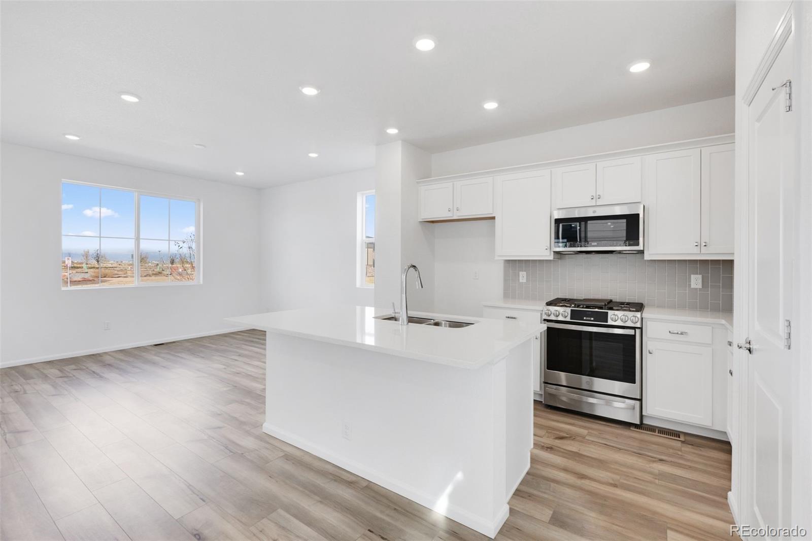 MLS Image #13 for 5479 n elk street,aurora, Colorado
