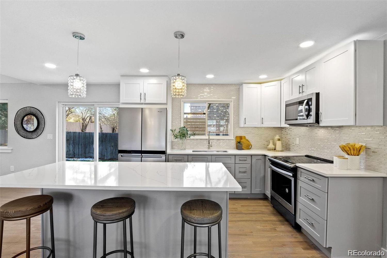 MLS Image #5 for 6237 s poplar street,centennial, Colorado