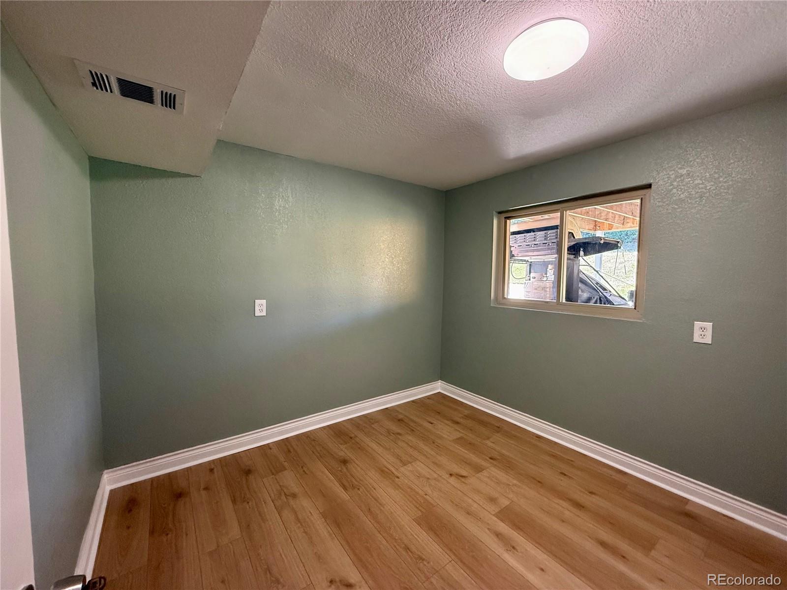 MLS Image #19 for 8127  lafayette street,denver, Colorado