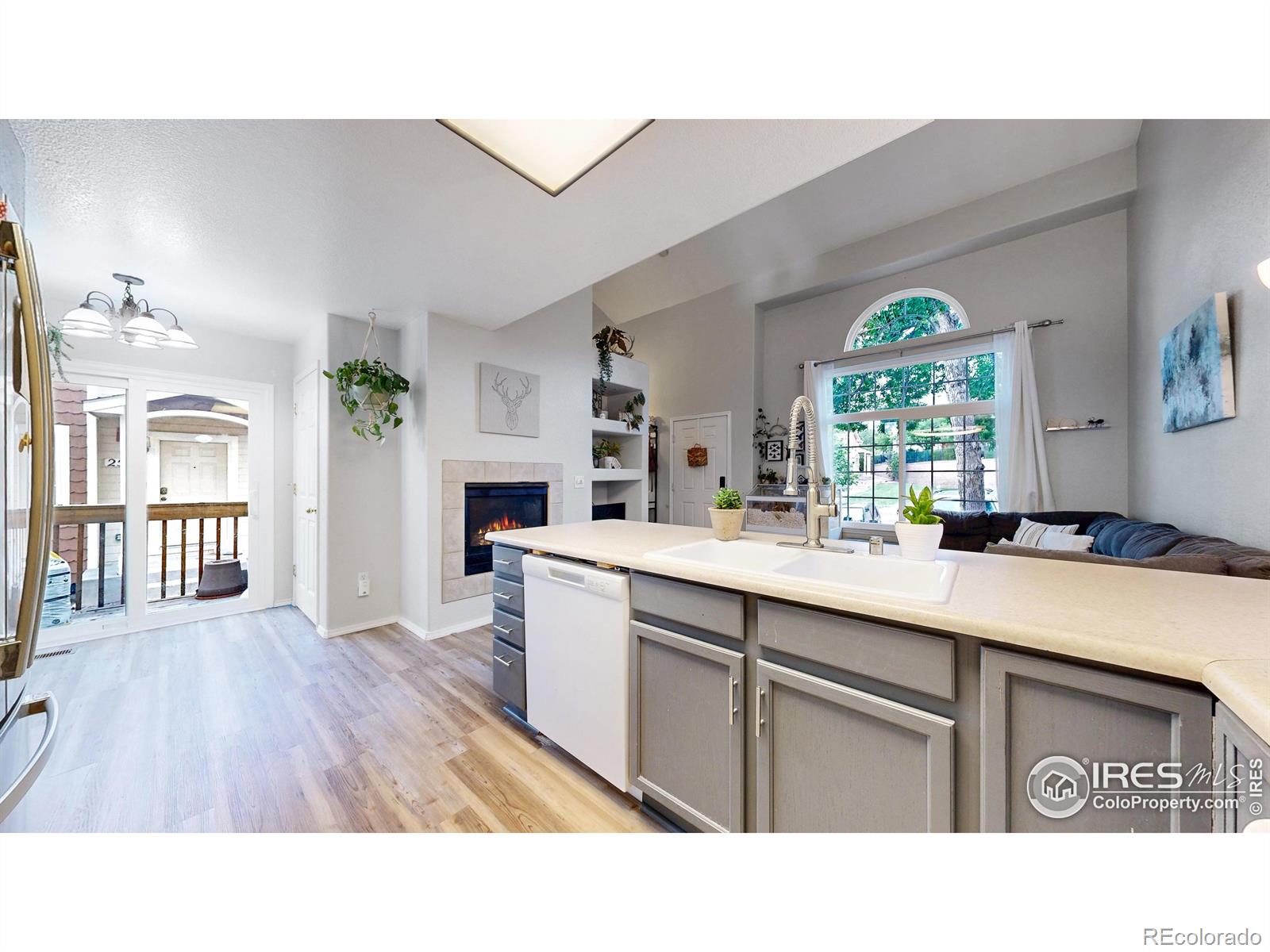 MLS Image #6 for 2593  mesa springs view,colorado springs, Colorado