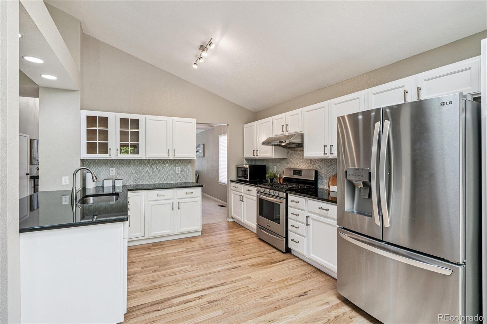 MLS Image #11 for 6713 w 98th circle,westminster, Colorado
