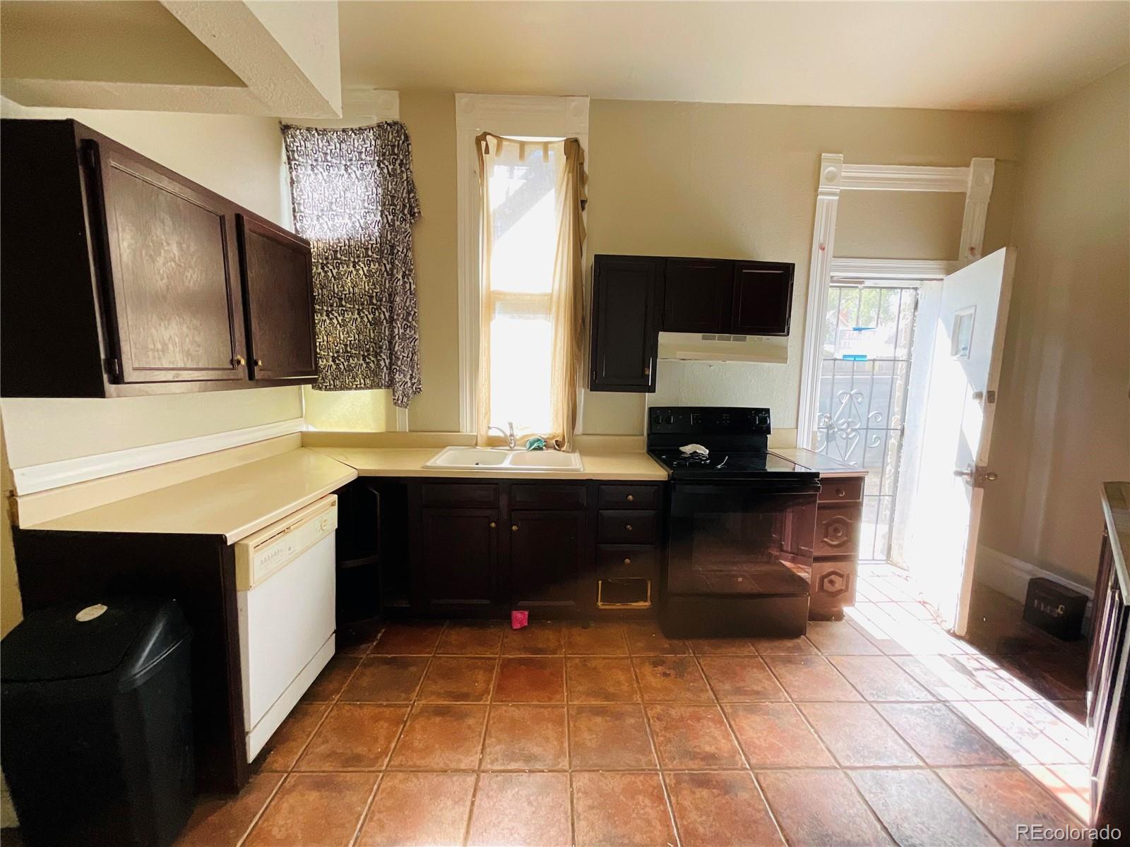 MLS Image #10 for 1143 e evans avenue,pueblo, Colorado