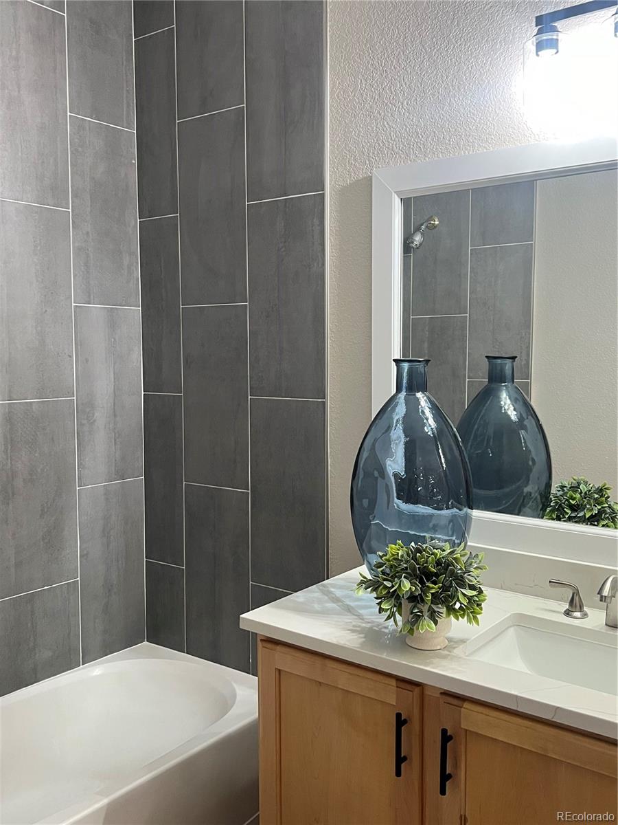 MLS Image #20 for 14400  albrook drive,denver, Colorado