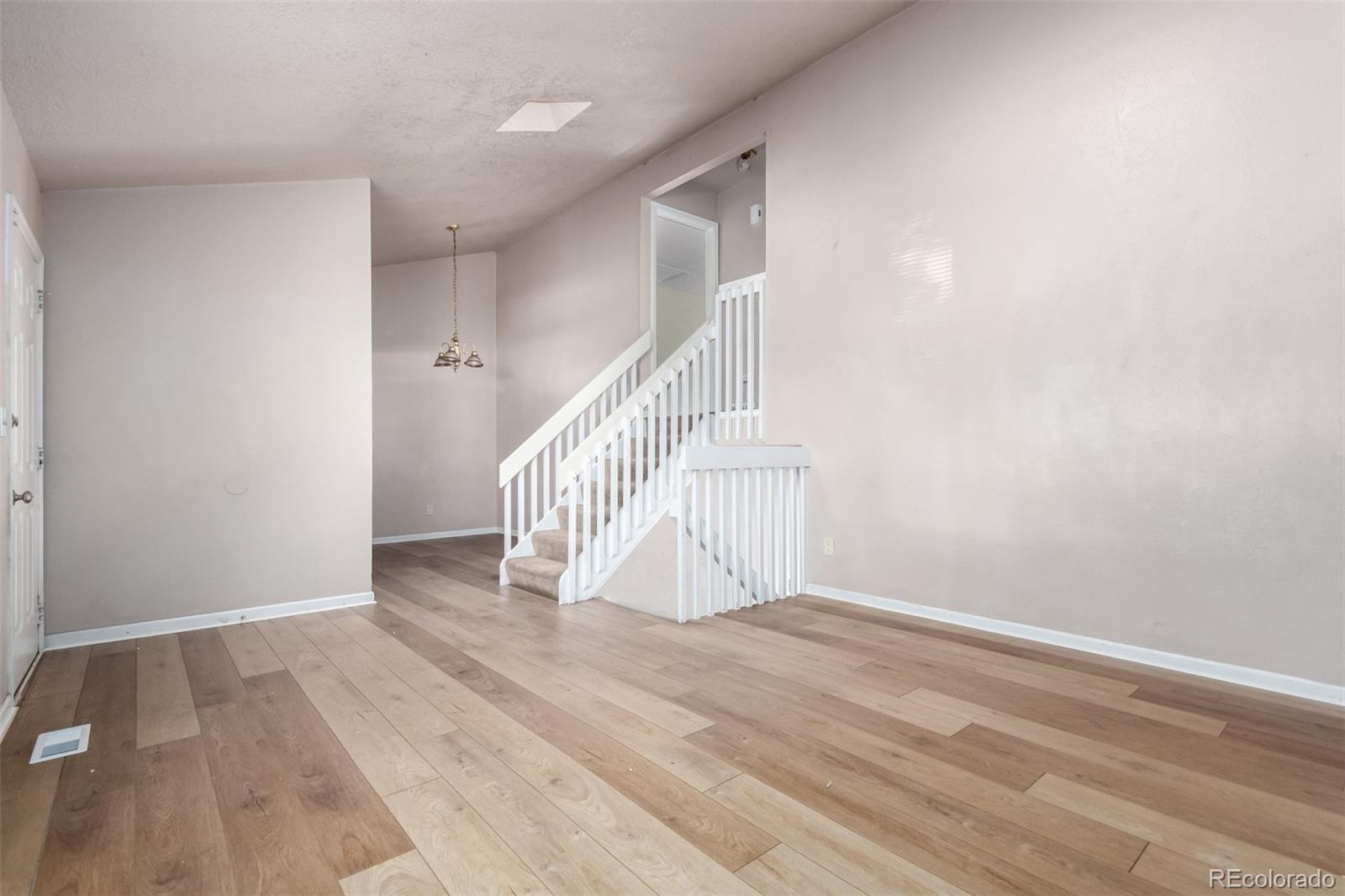 MLS Image #3 for 14255 e montana circle,aurora, Colorado