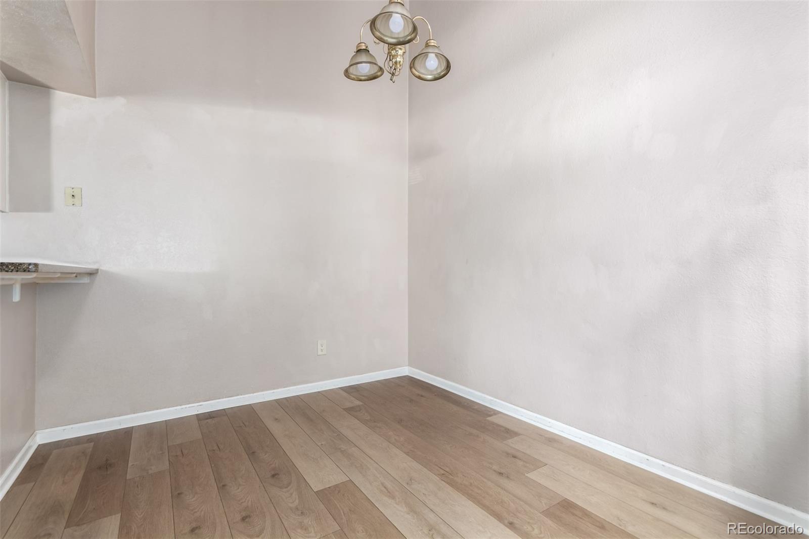 MLS Image #5 for 14255 e montana circle,aurora, Colorado
