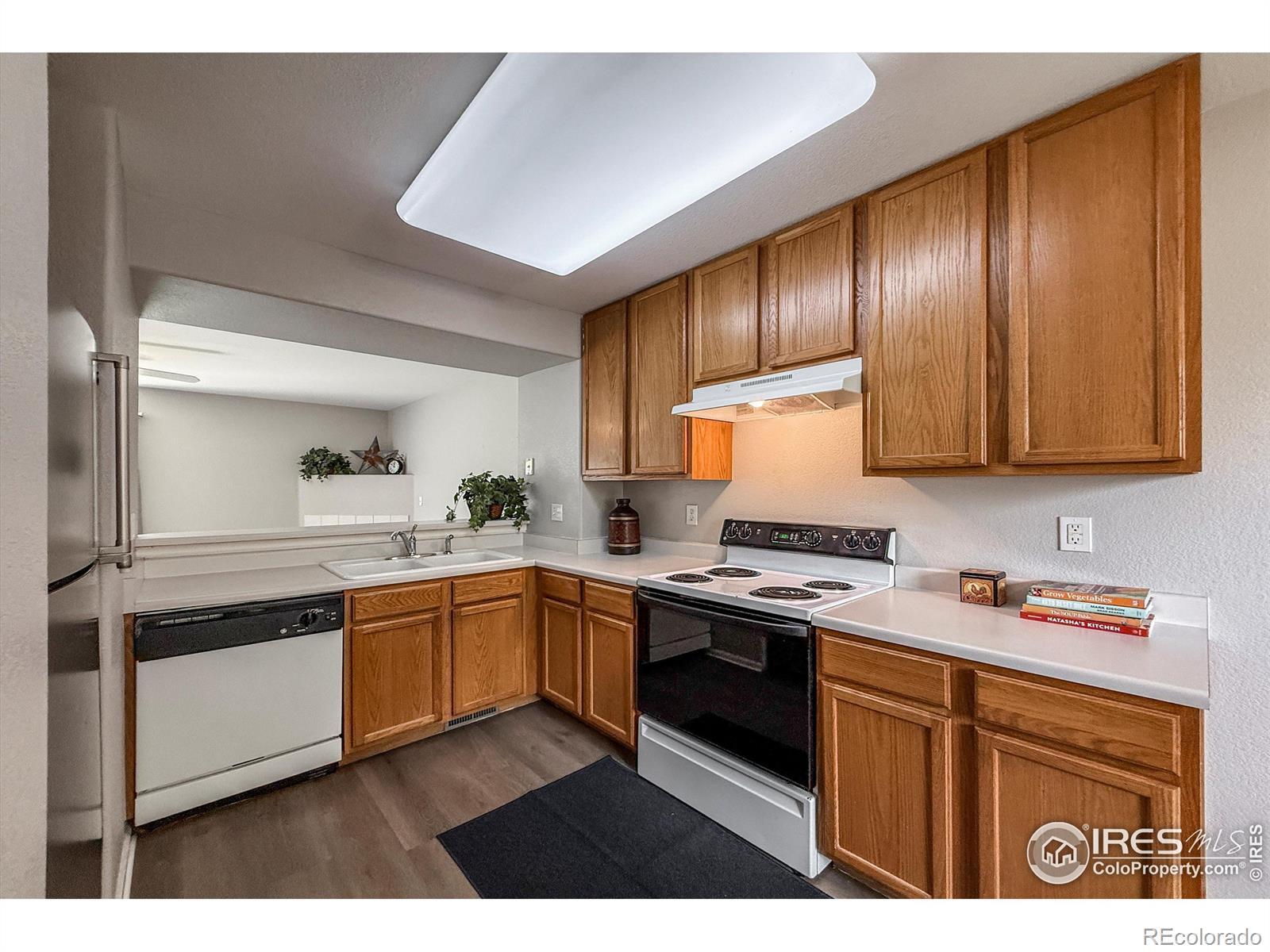 MLS Image #3 for 51  21st avenue,longmont, Colorado